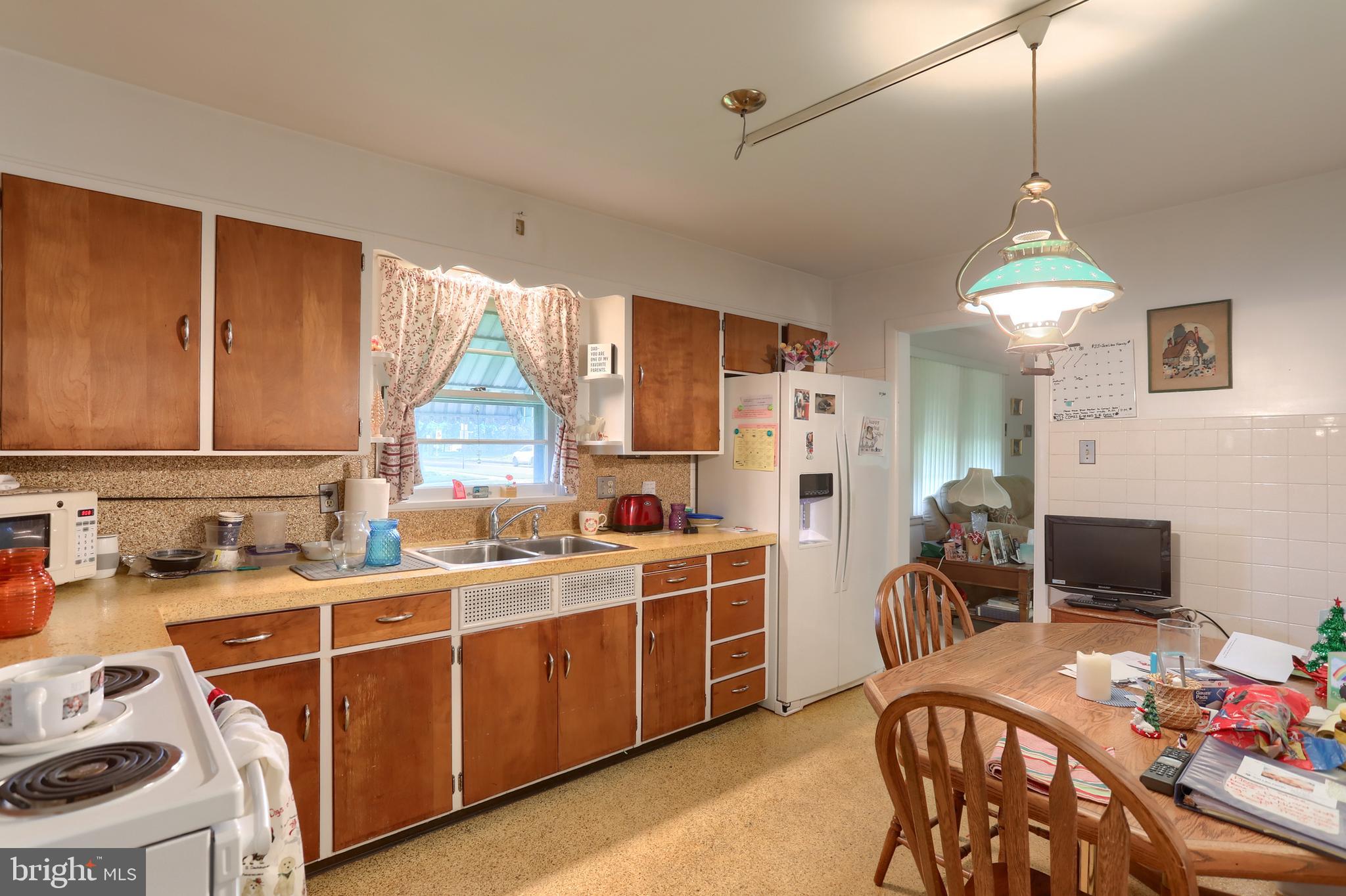 228 S Forge Rd