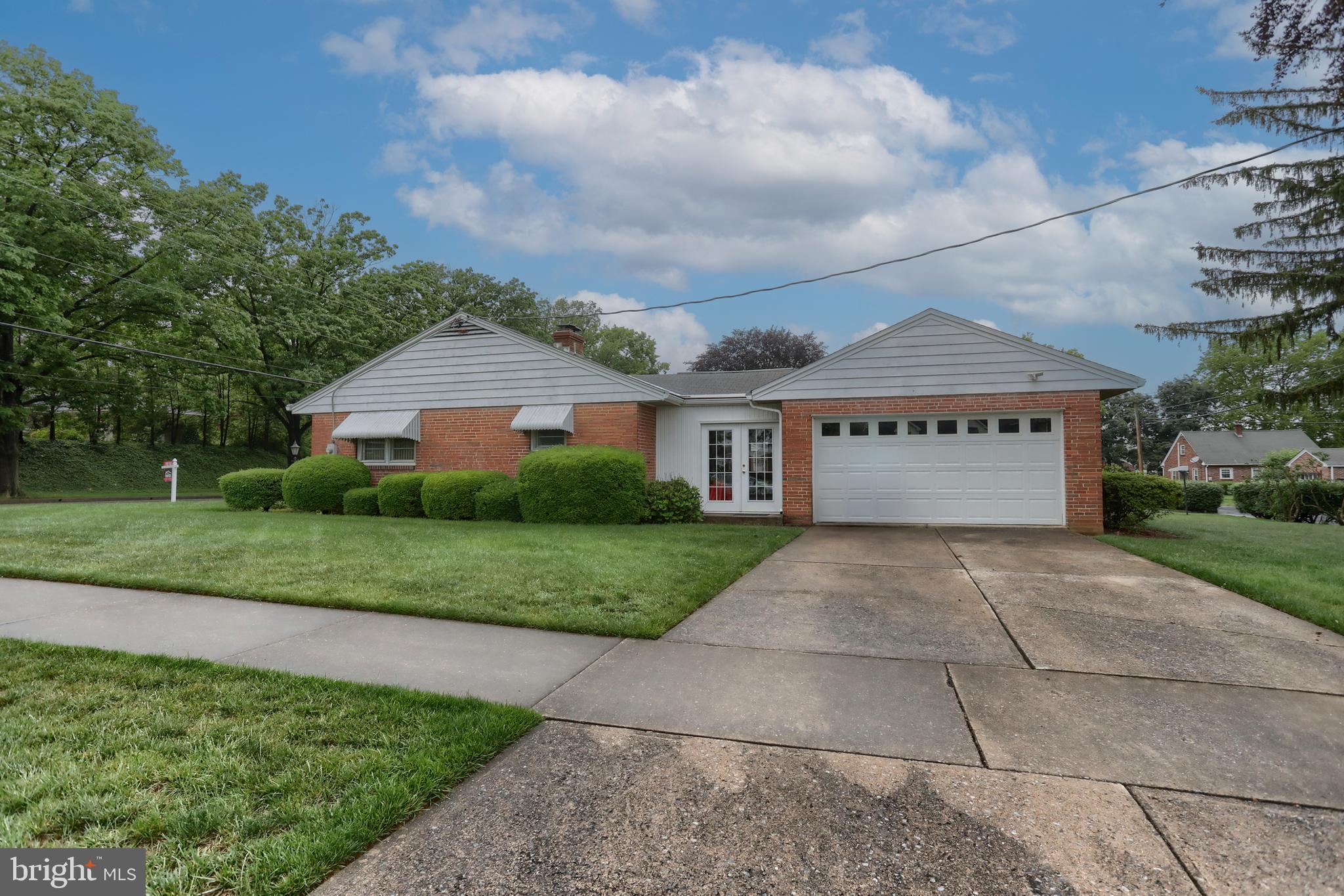 228 S Forge Rd