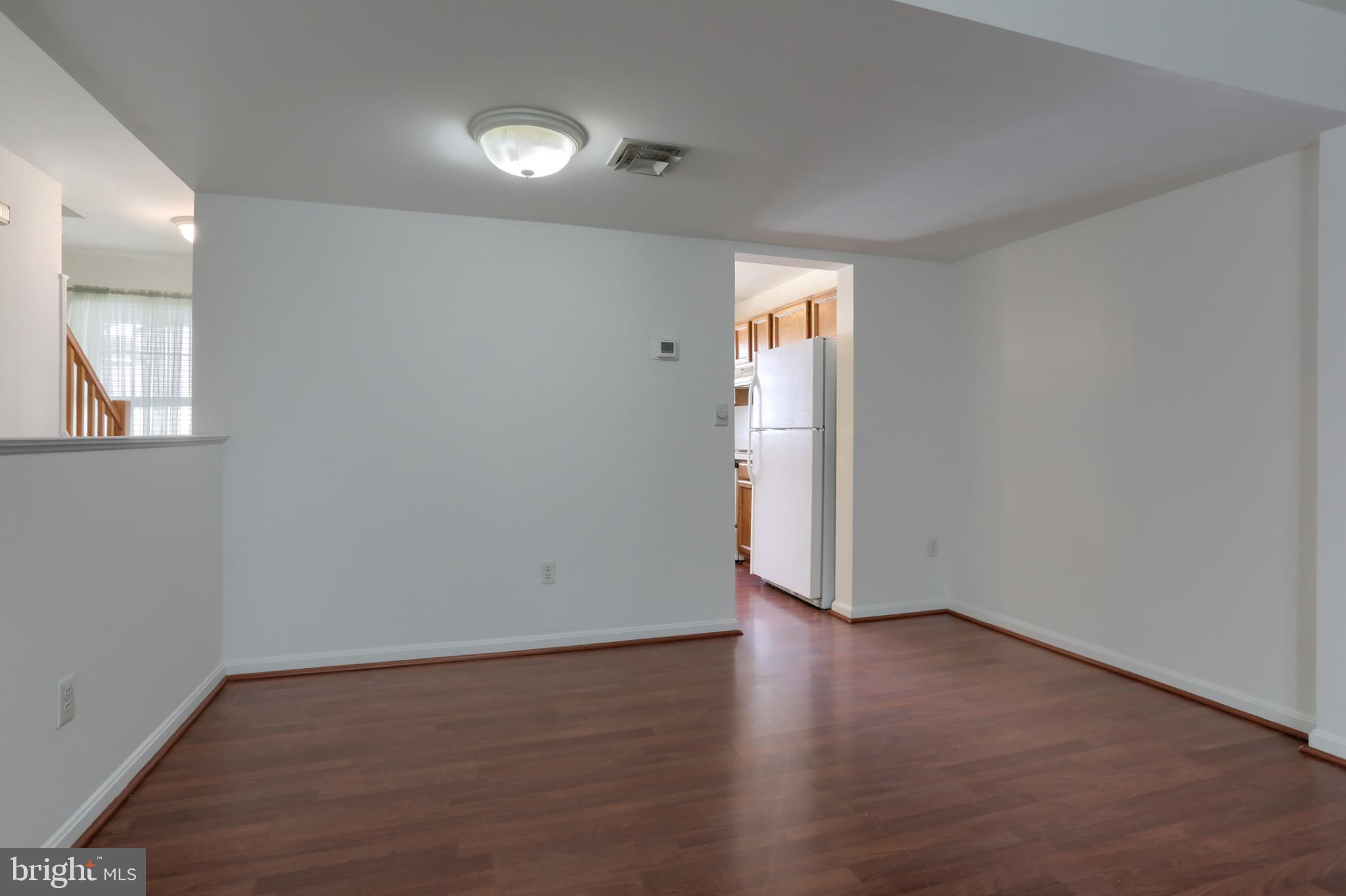 503 BARRINGTON COURT