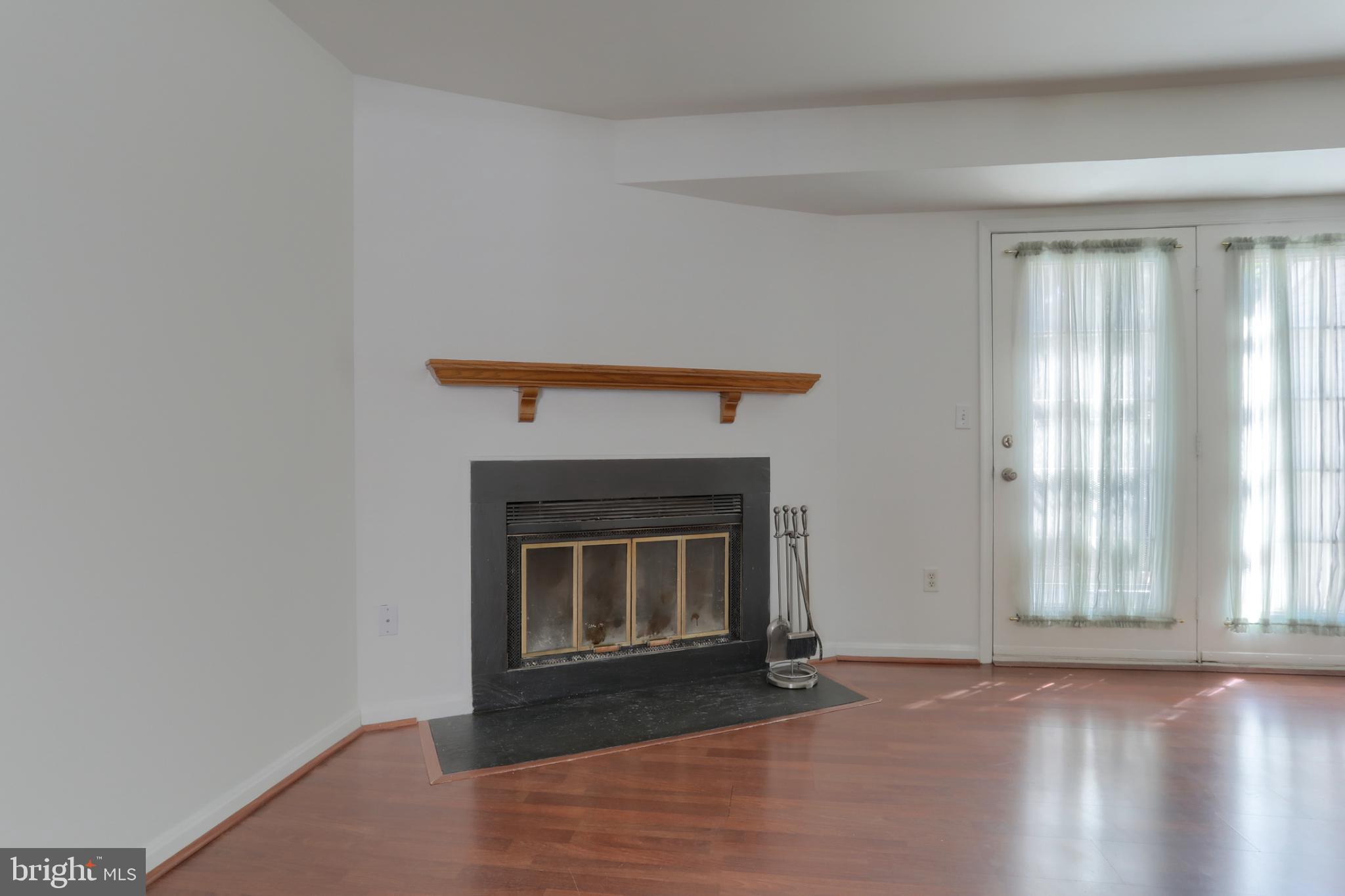 503 BARRINGTON COURT