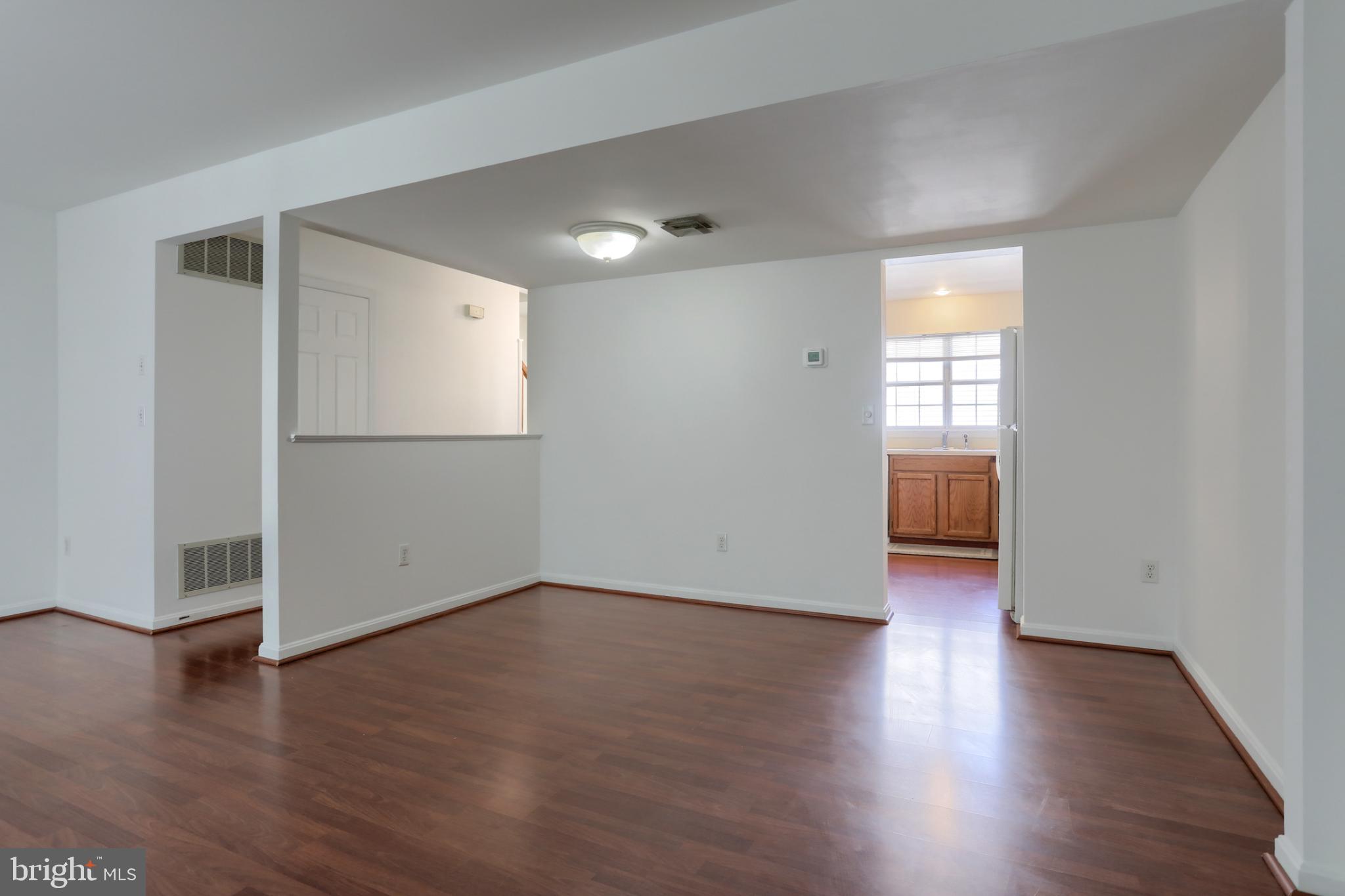 503 BARRINGTON COURT