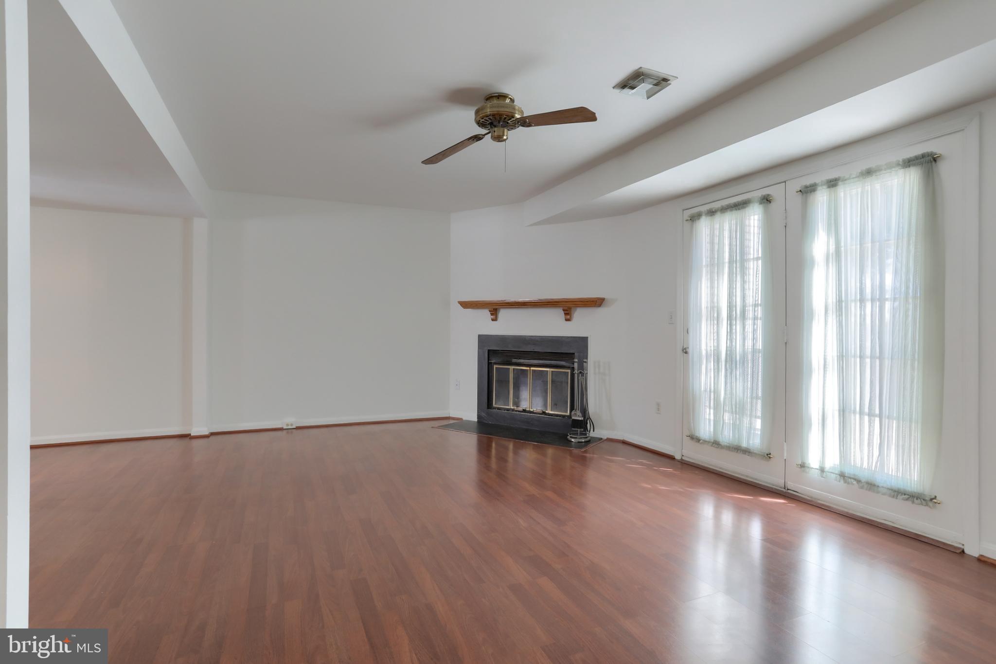 503 BARRINGTON COURT