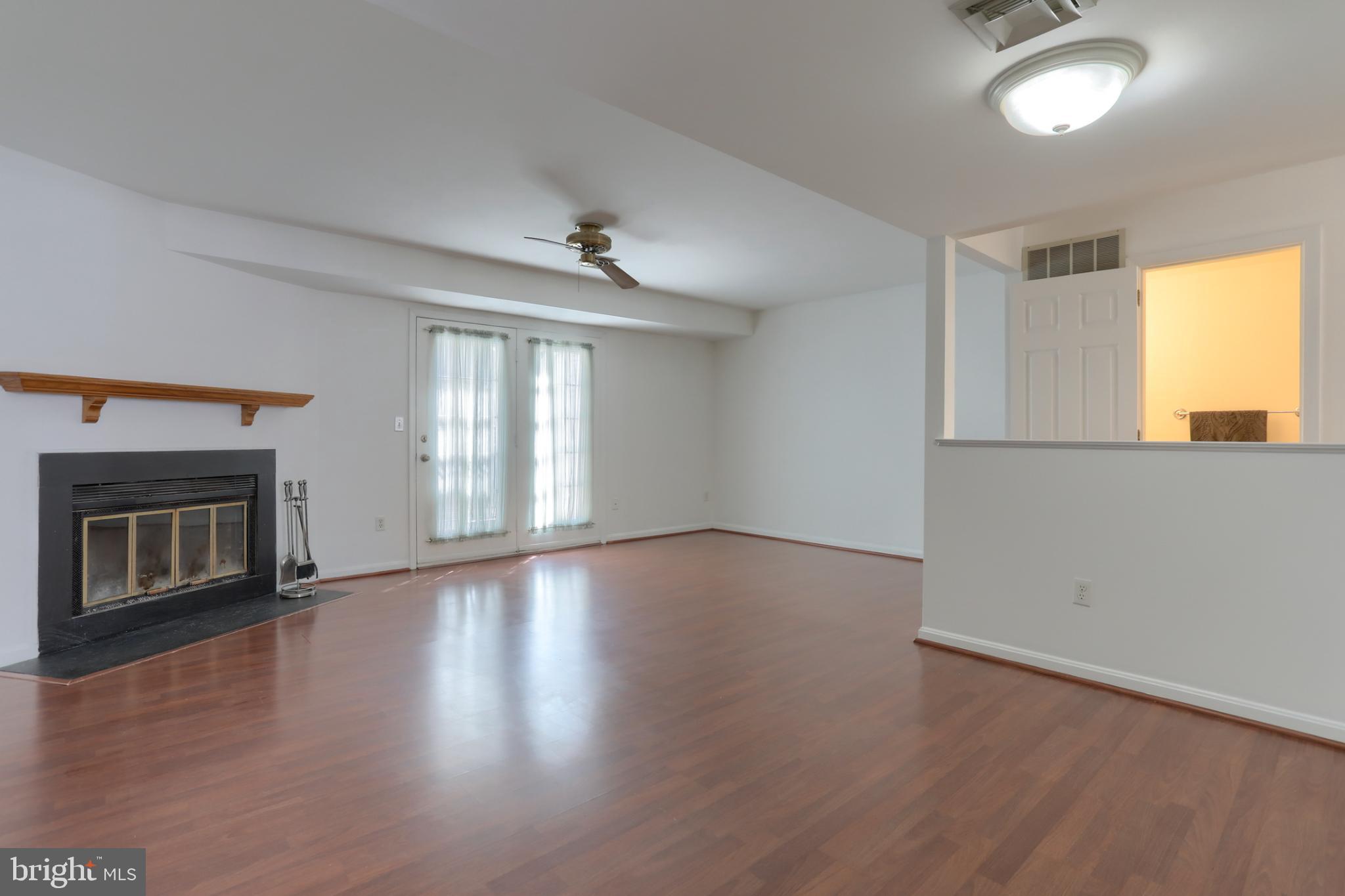 503 BARRINGTON COURT