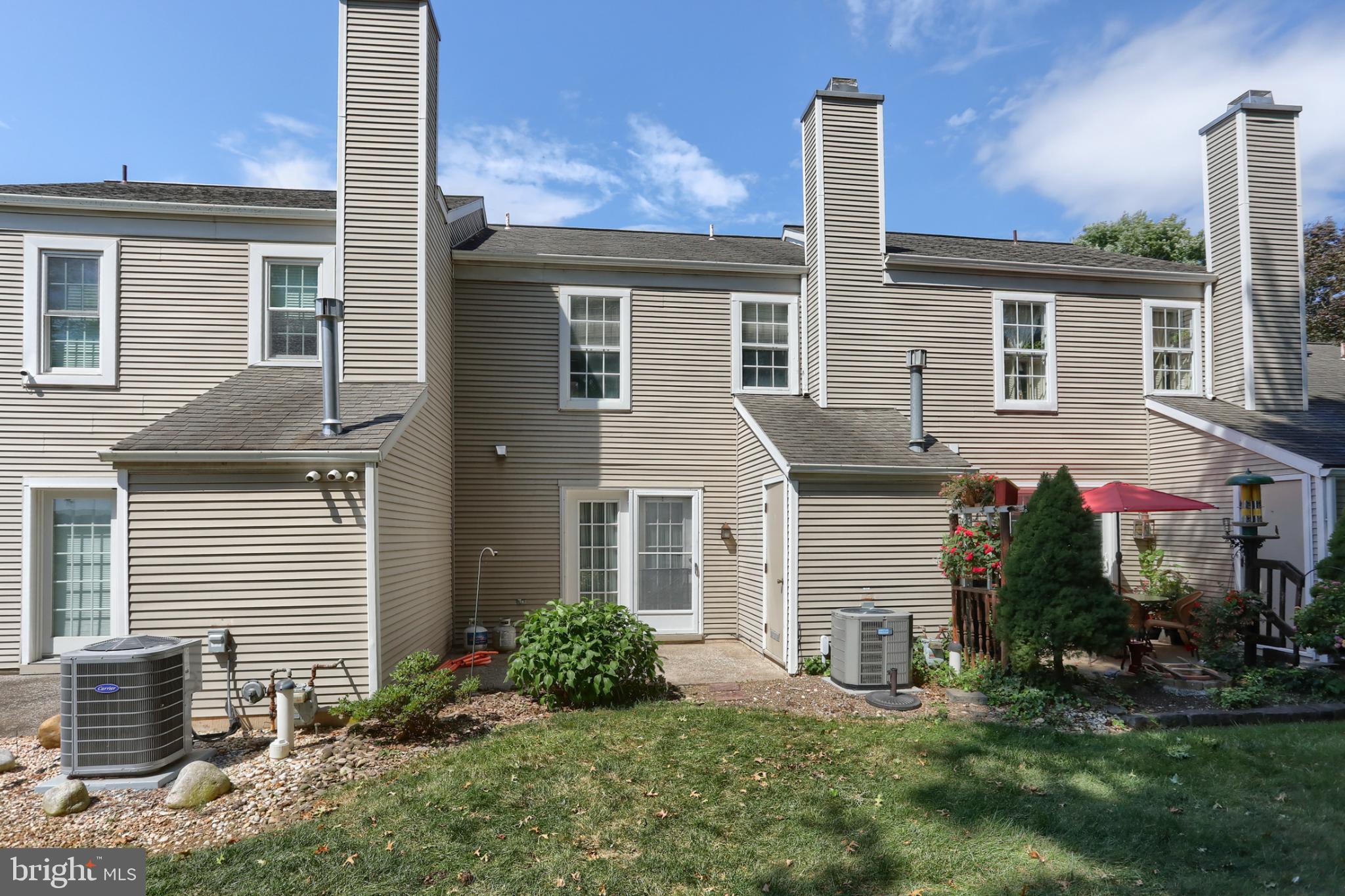 503 BARRINGTON COURT