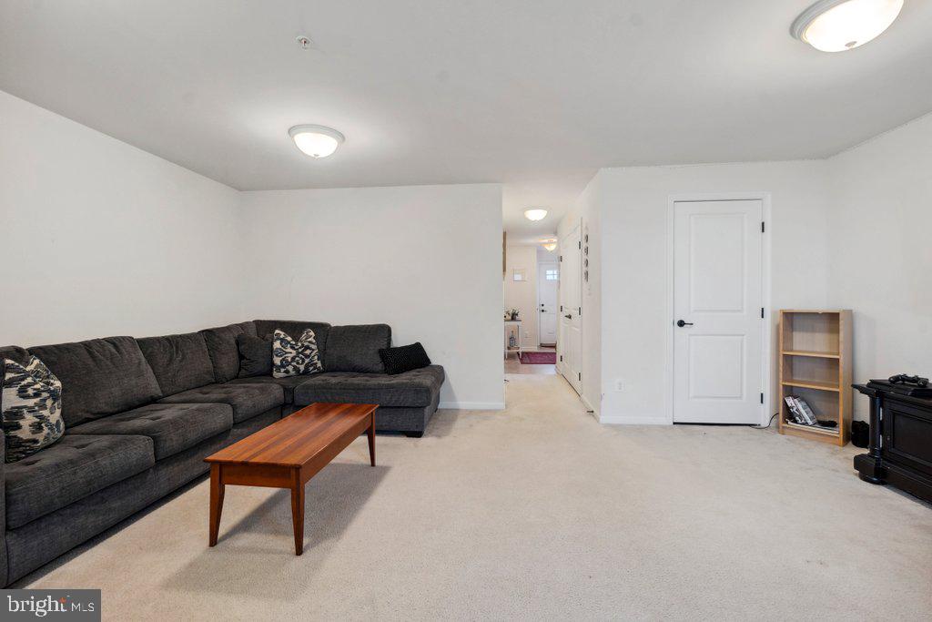 1280 Rannoch Ln #124