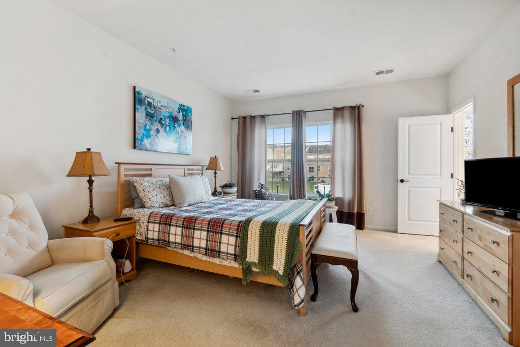 1280 Rannoch Ln #124