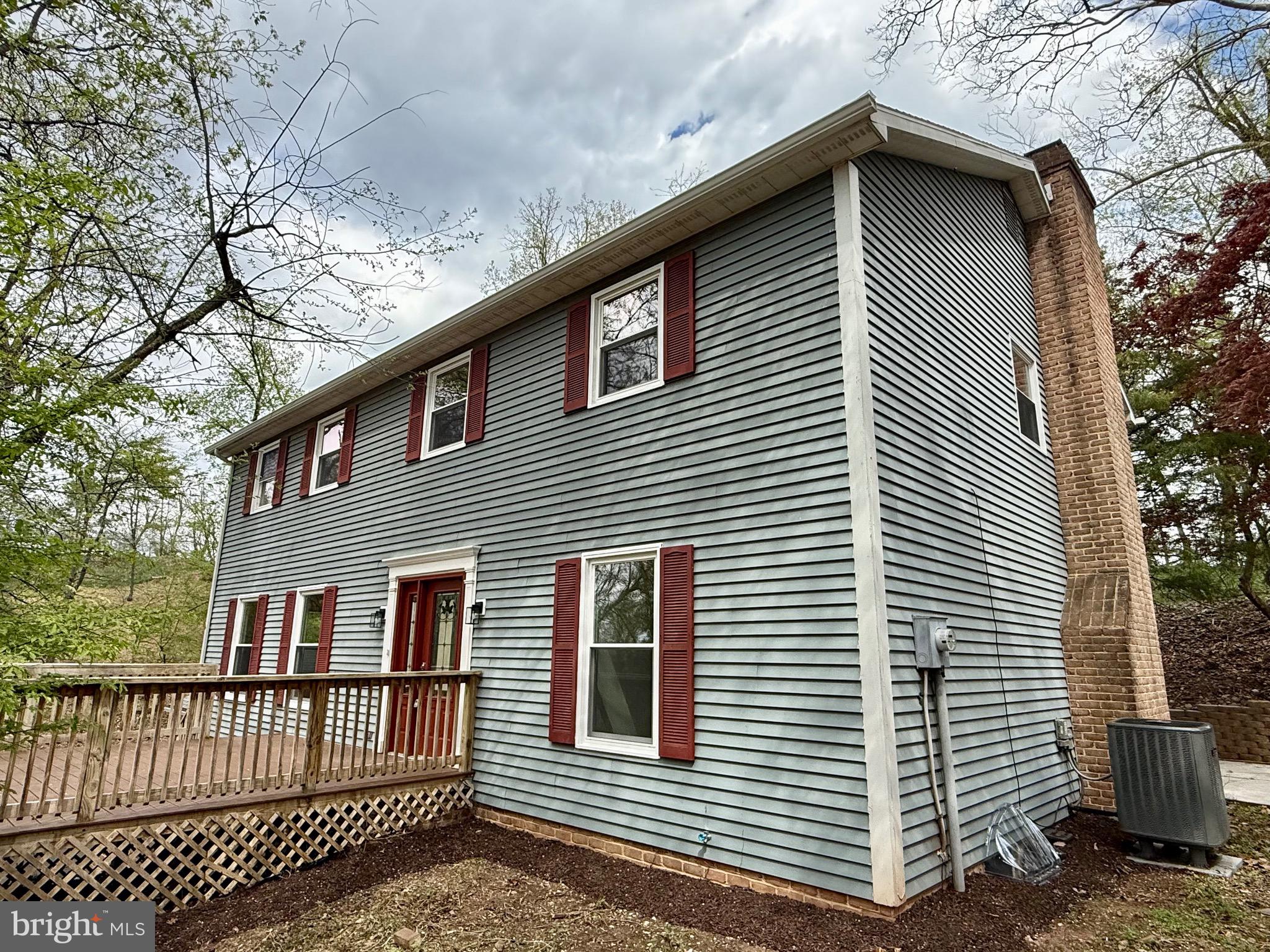 11 PINE TREE DRIVE