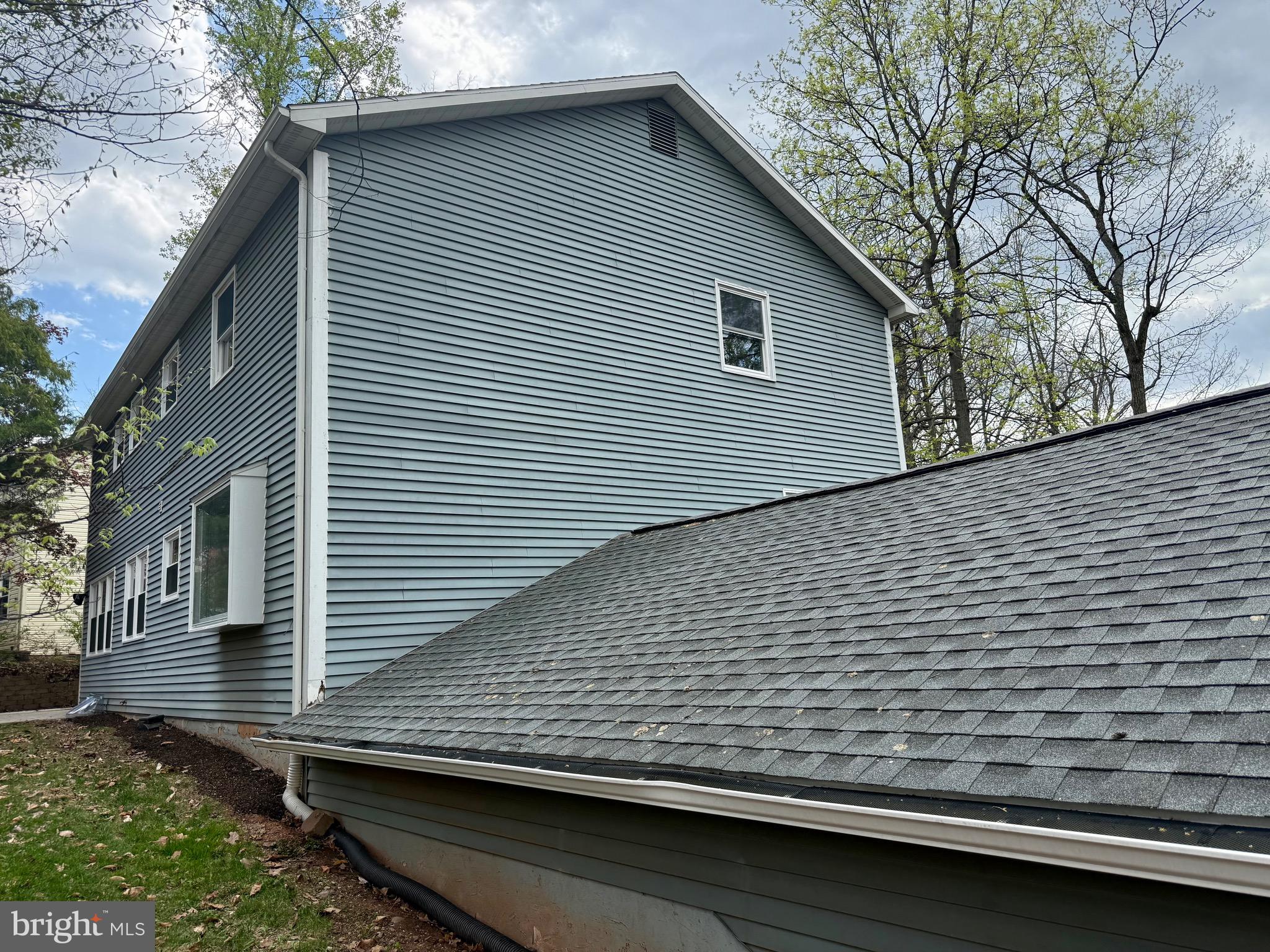 11 PINE TREE DRIVE