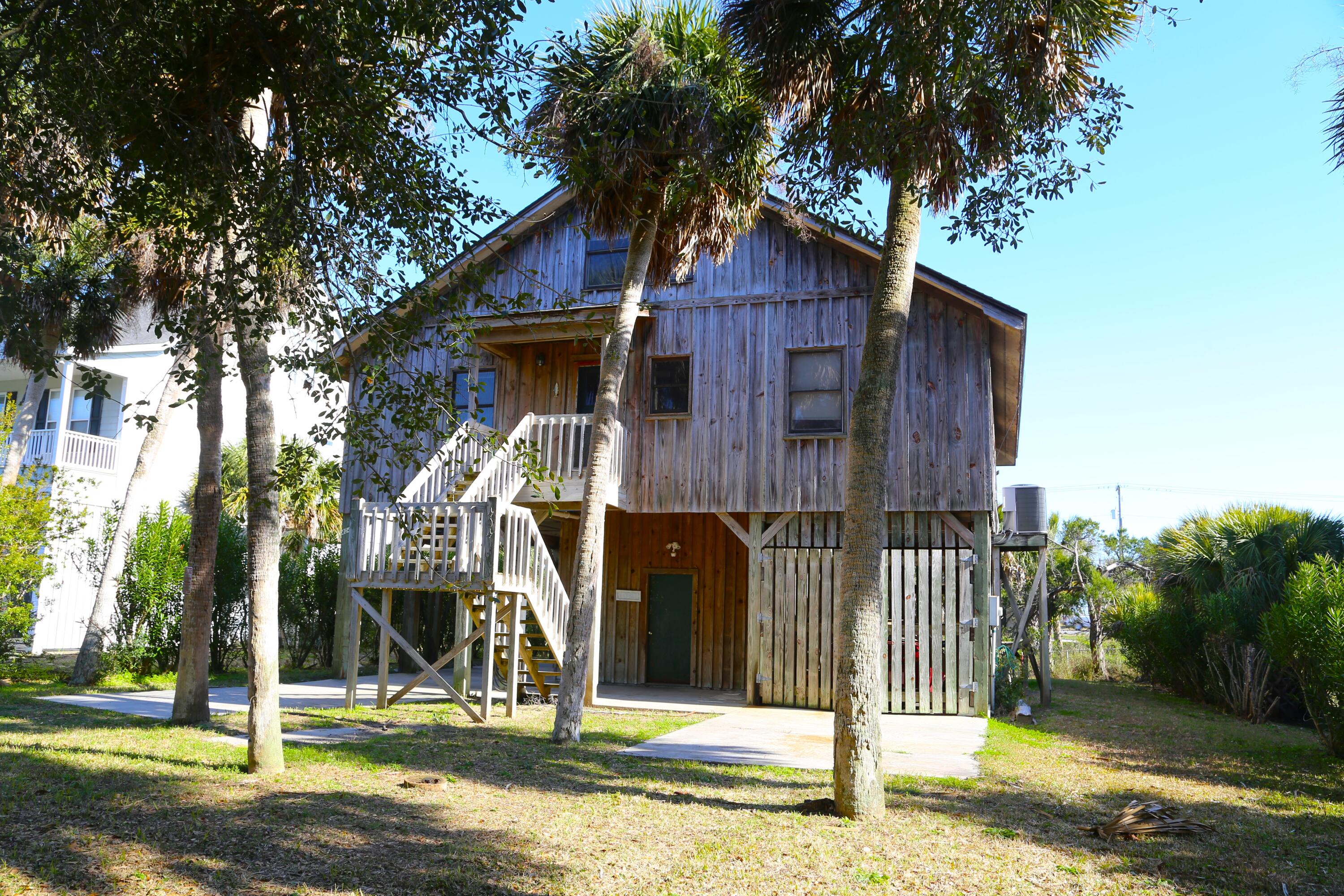 404 Pompano Street