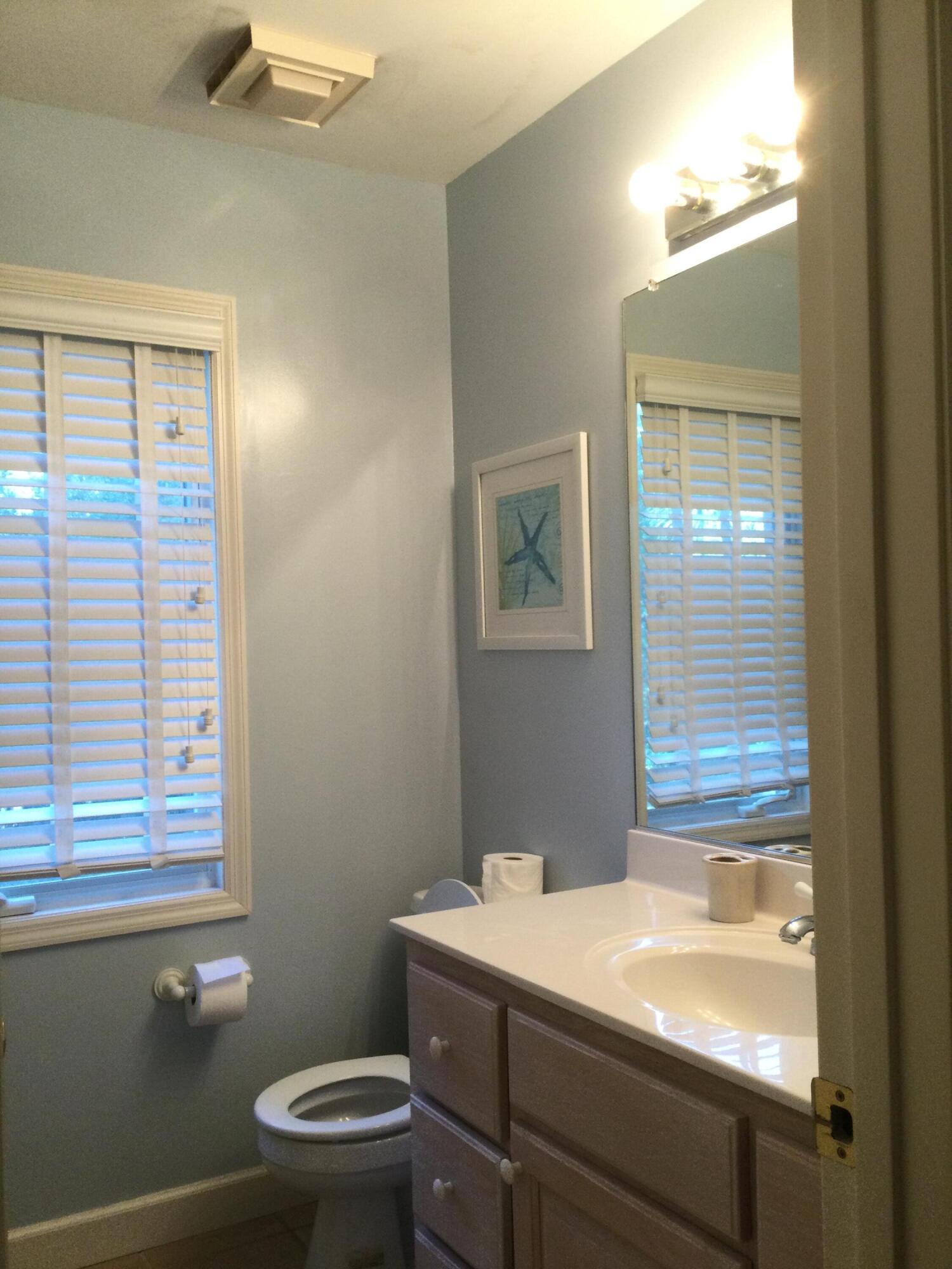 1001 Jungle Shores Drive Unit: 1/4  Share Interval