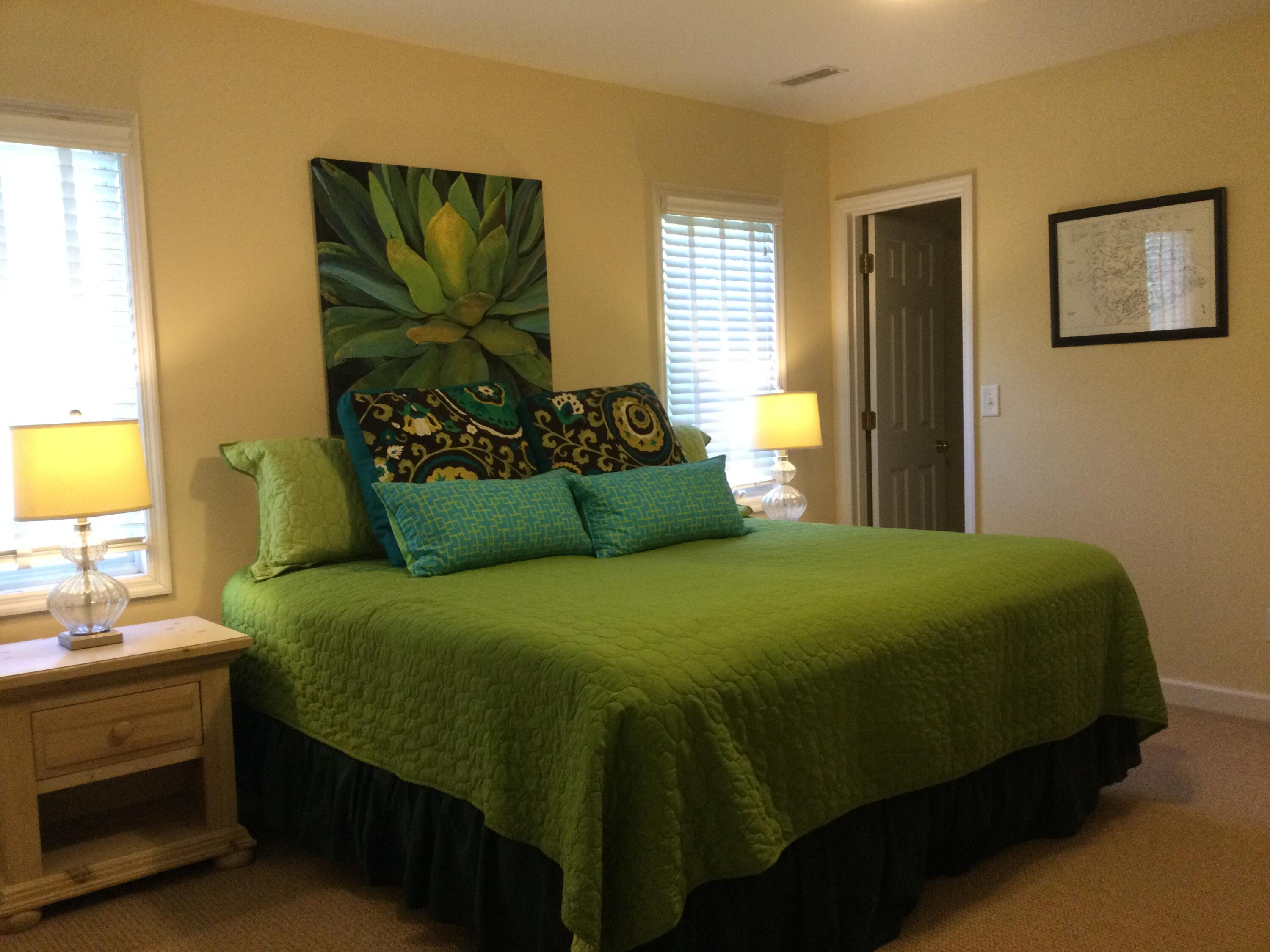 1001 Jungle Shores Drive Unit: 1/4  Share Interval