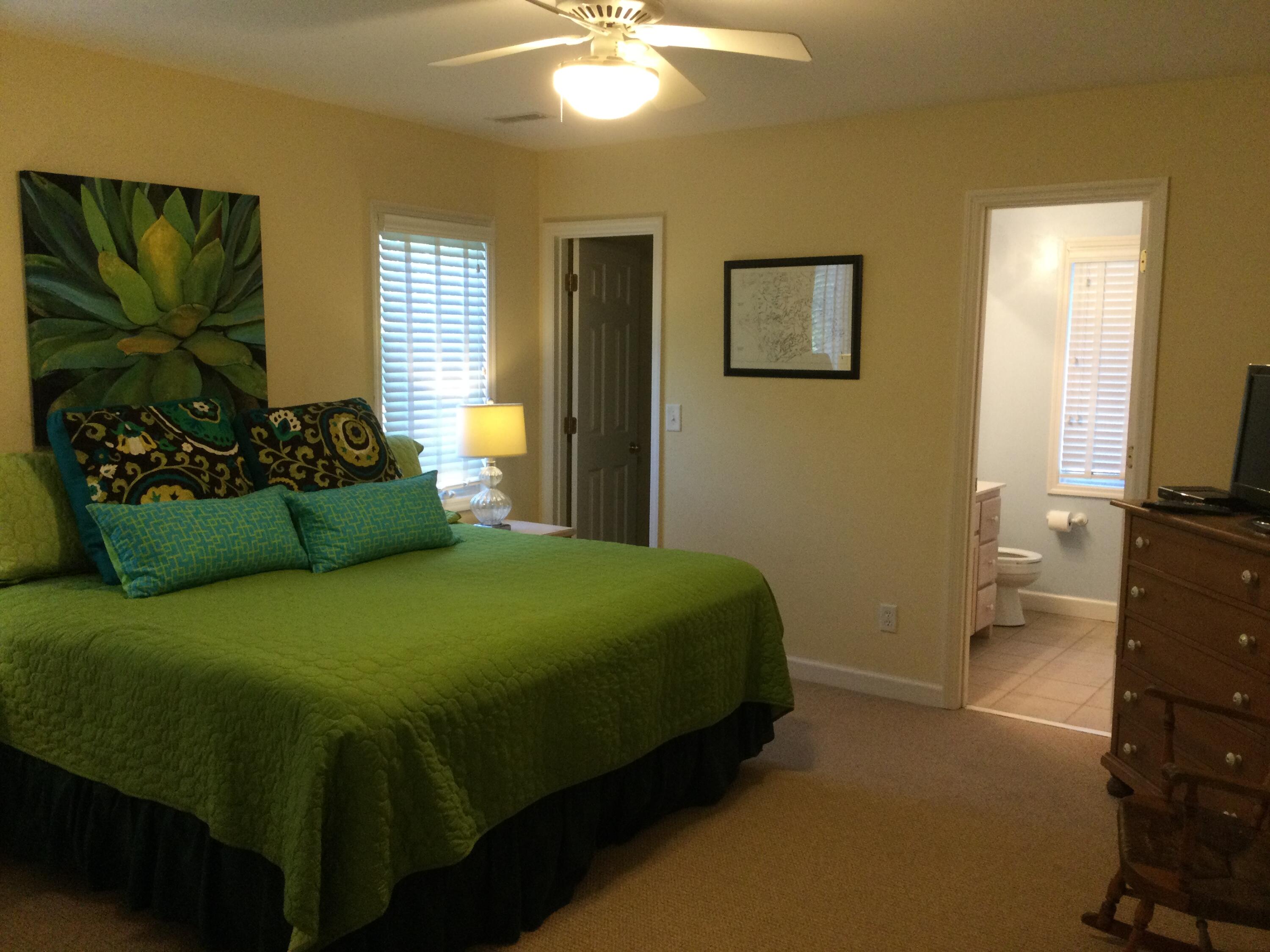 1001 Jungle Shores Drive Unit: 1/4  Share Interval