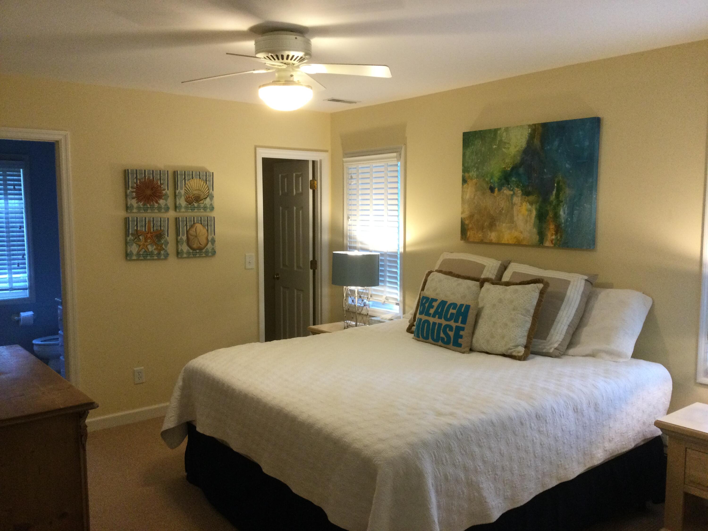 1001 Jungle Shores Drive Unit: 1/4  Share Interval