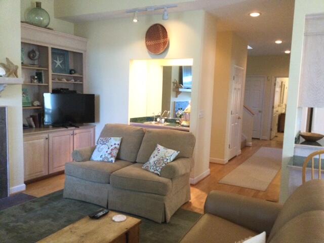 1001 Jungle Shores Drive Unit: 1/4  Share Interval