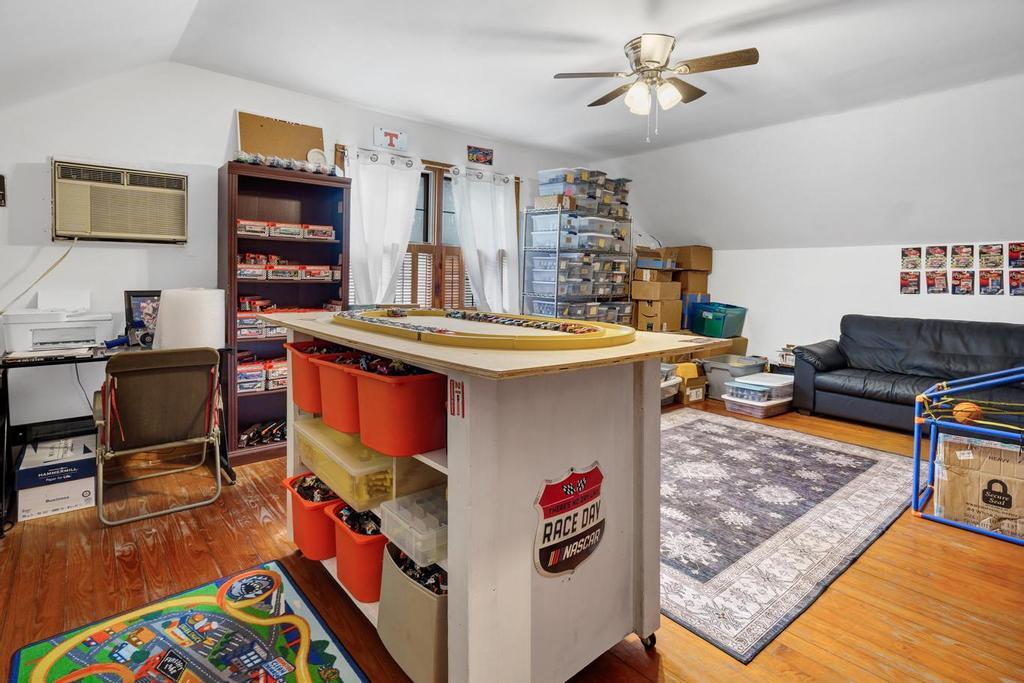 8262 Fairview Nursery Road