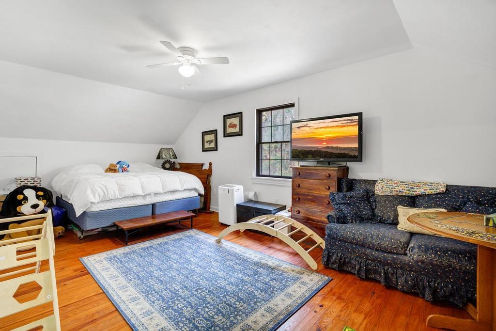 8262 Fairview Nursery Road