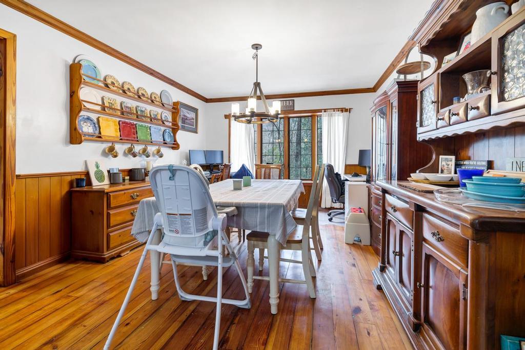 8262 Fairview Nursery Road