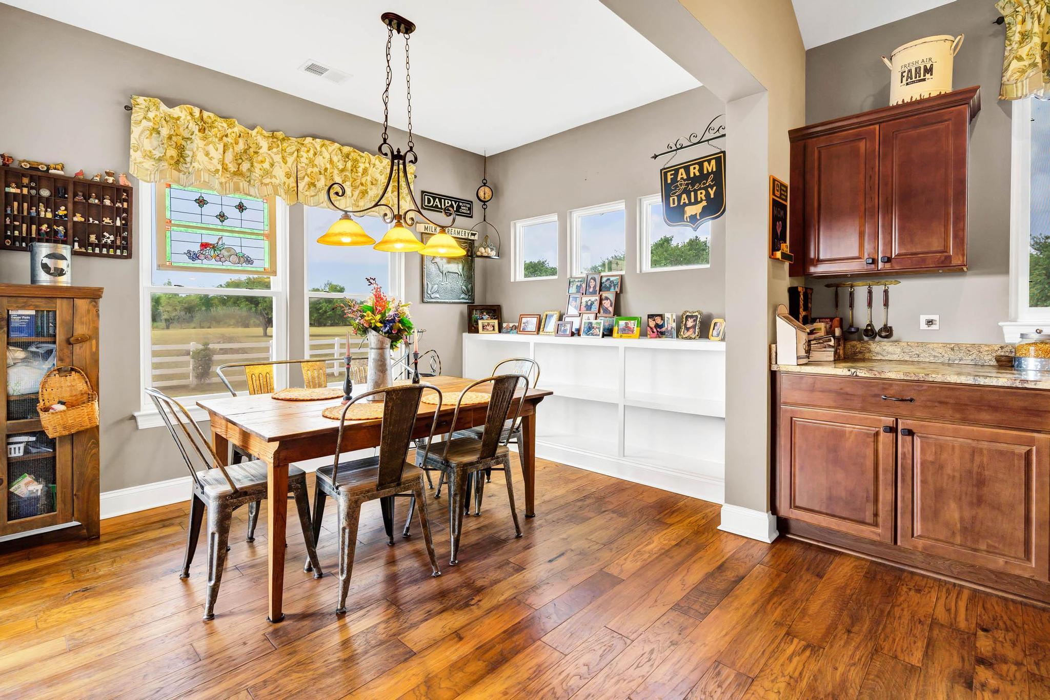 7875 Berry Manor Lane