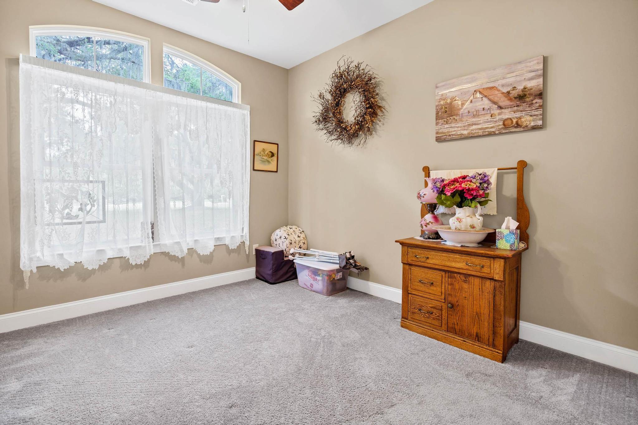 7875 Berry Manor Lane