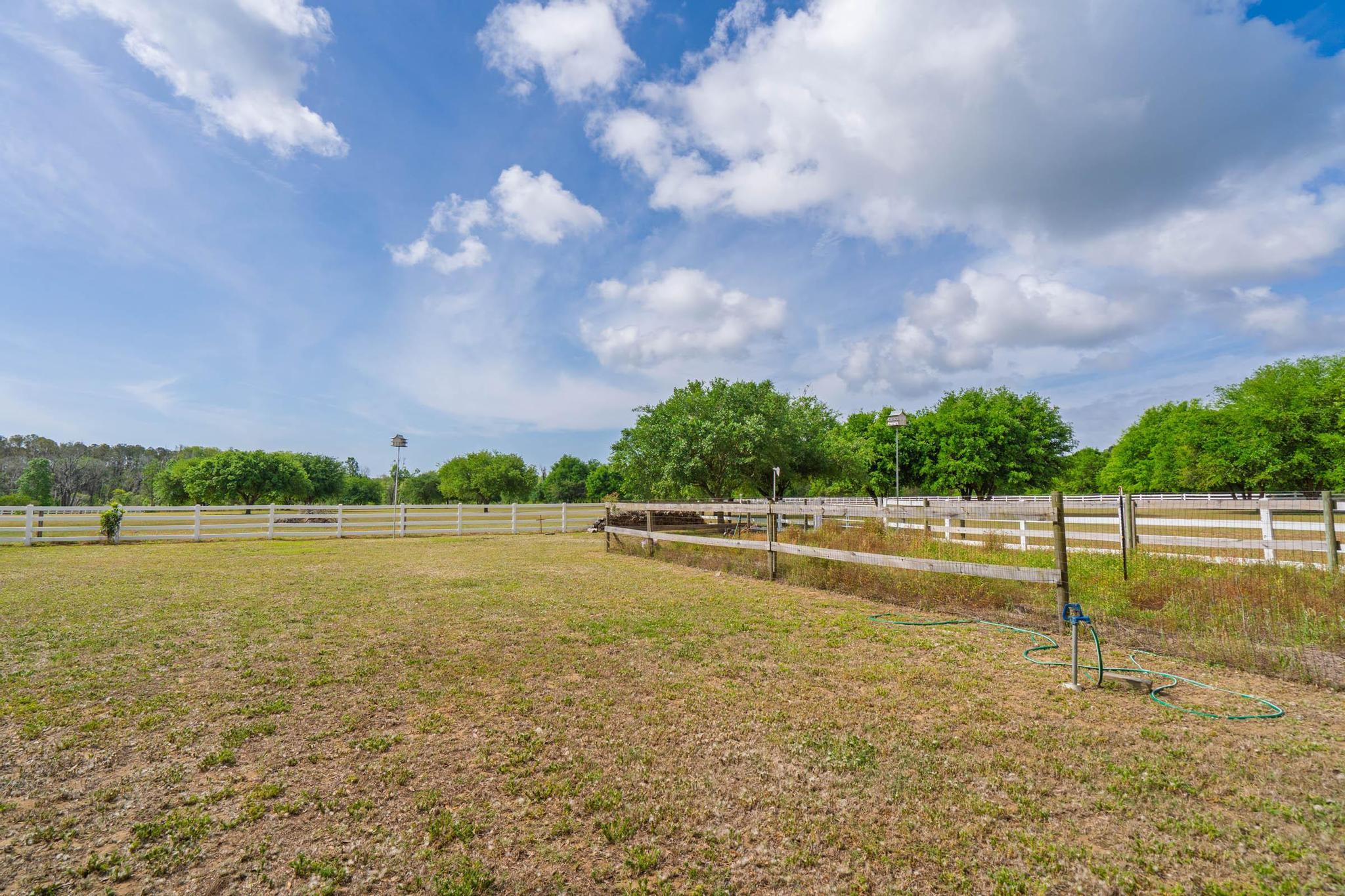 7875 Berry Manor Lane
