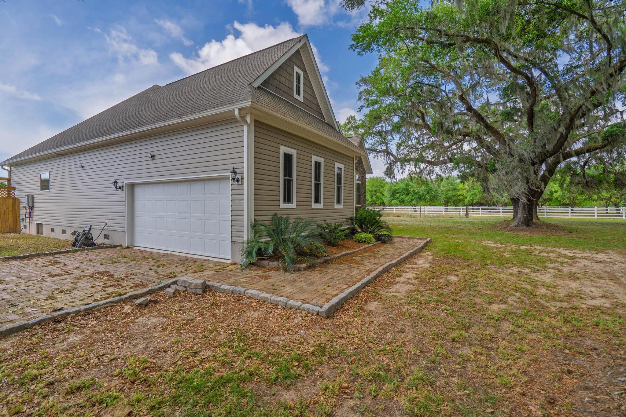 7875 Berry Manor Lane