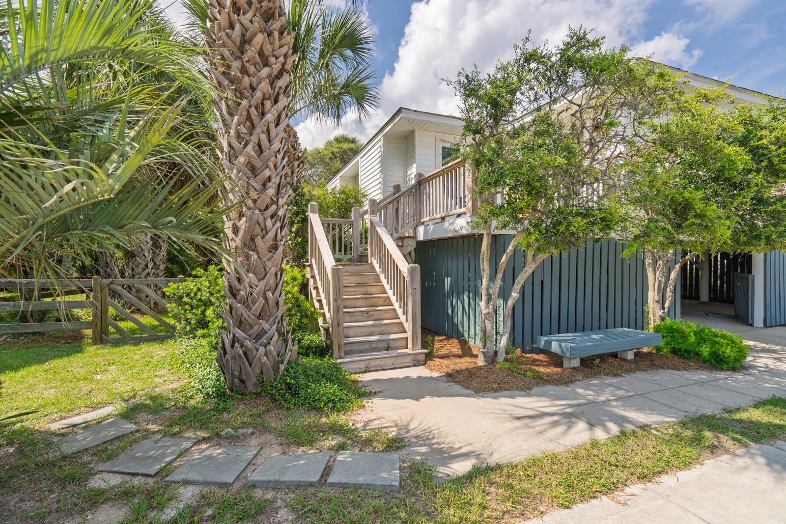 207 Palmetto Boulevard
