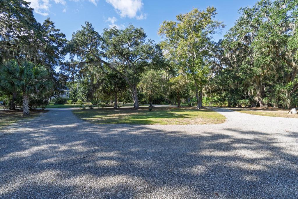 8838 Palmetto Road