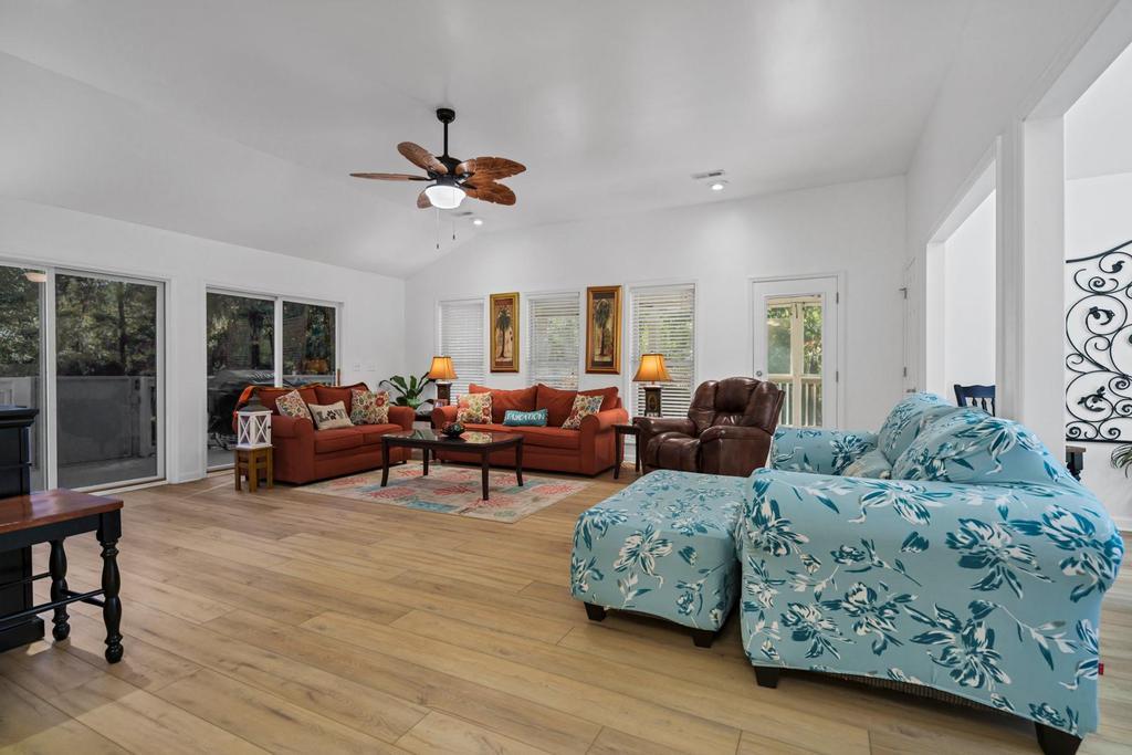 8838 Palmetto Road