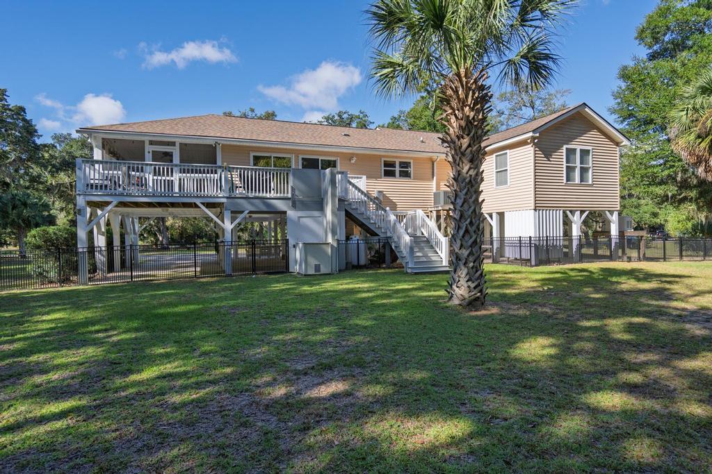 8838 Palmetto Road