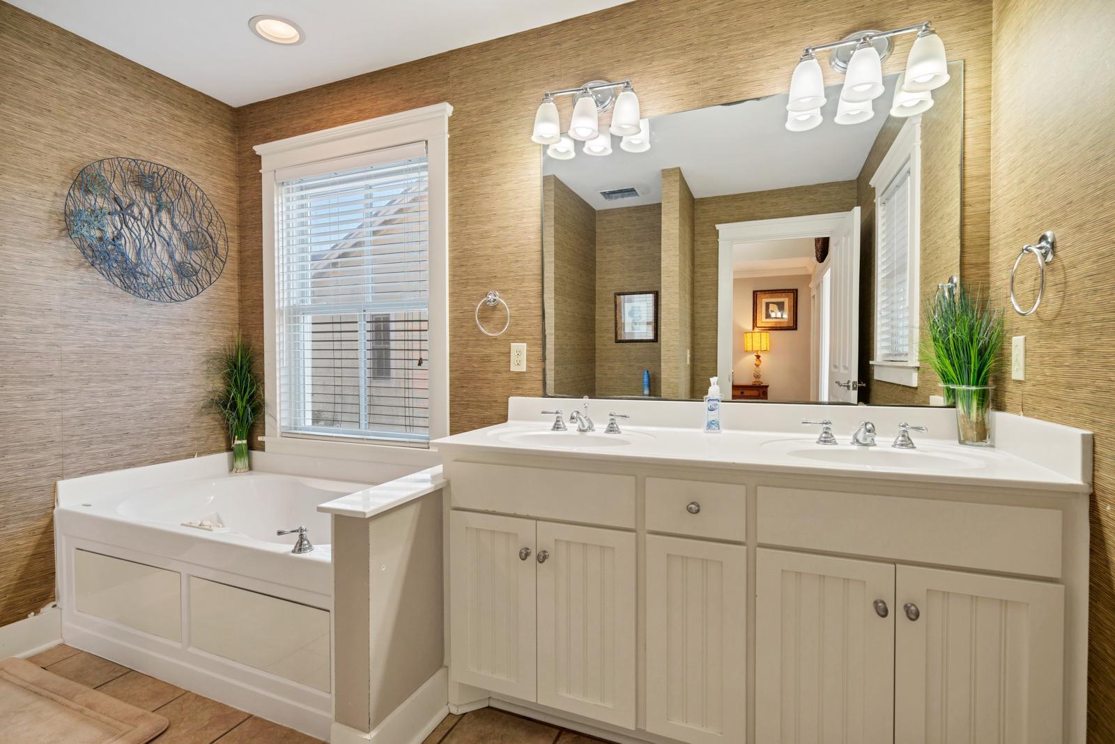 801 B Jungle Road # 4 Unit: Share #4