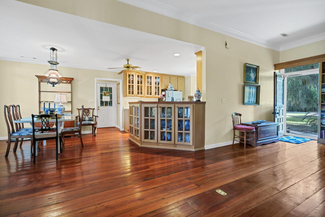 8362 Chisolm Plantation Road