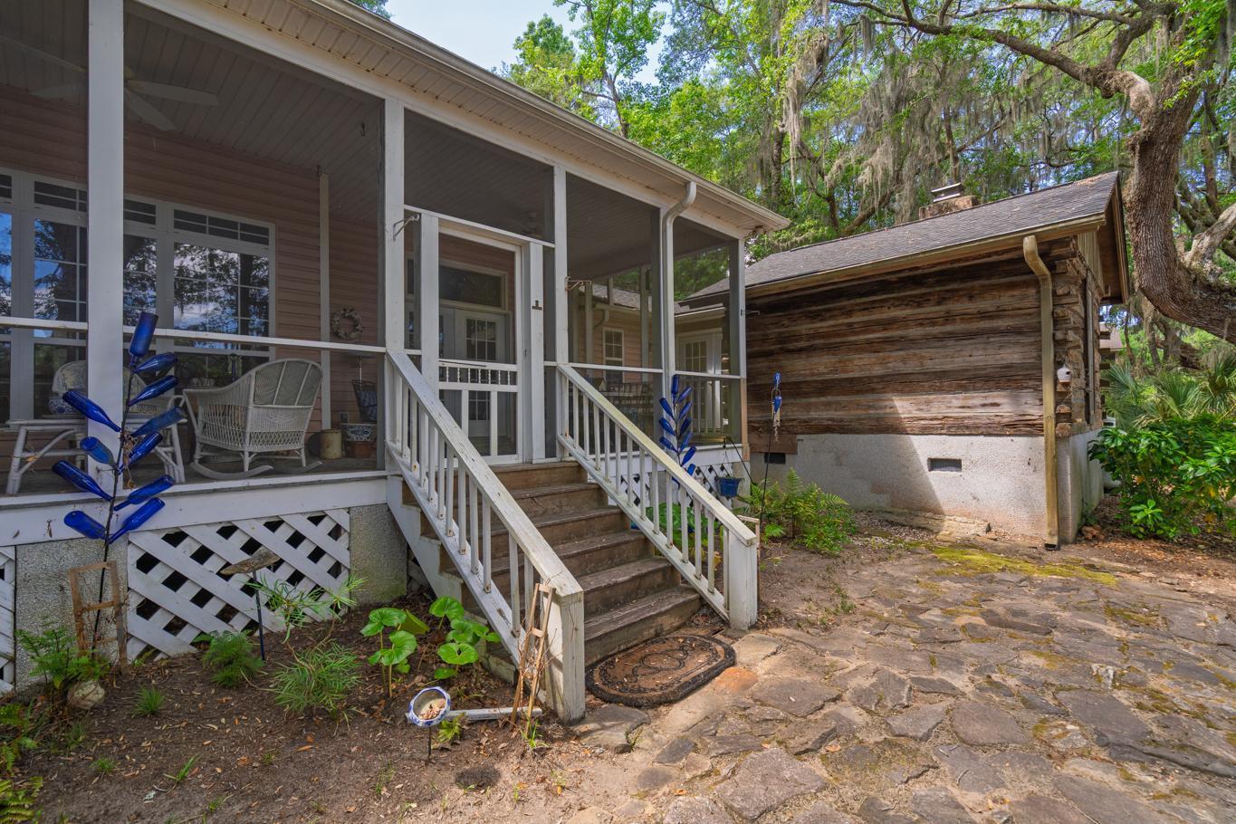 8362 Chisolm Plantation Road