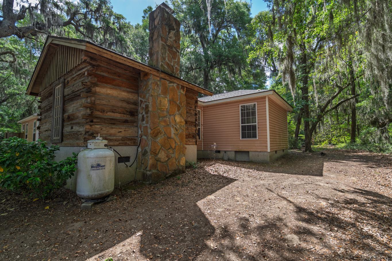 8362 Chisolm Plantation Road