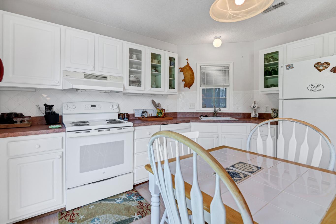 210 Sea Cloud Circle