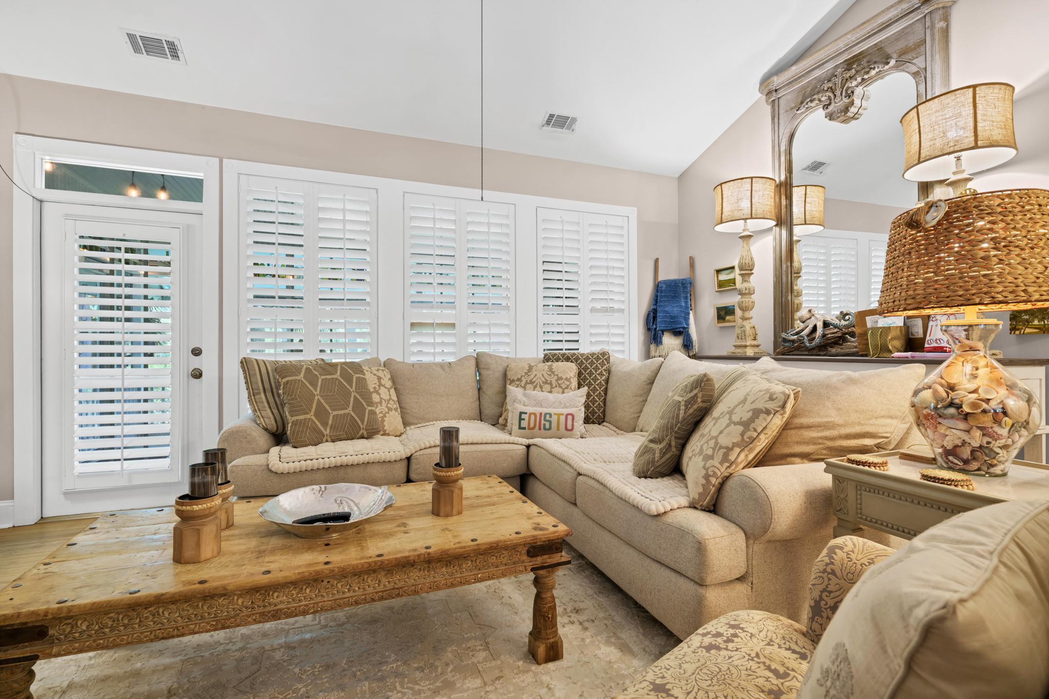 407 Pompano Road