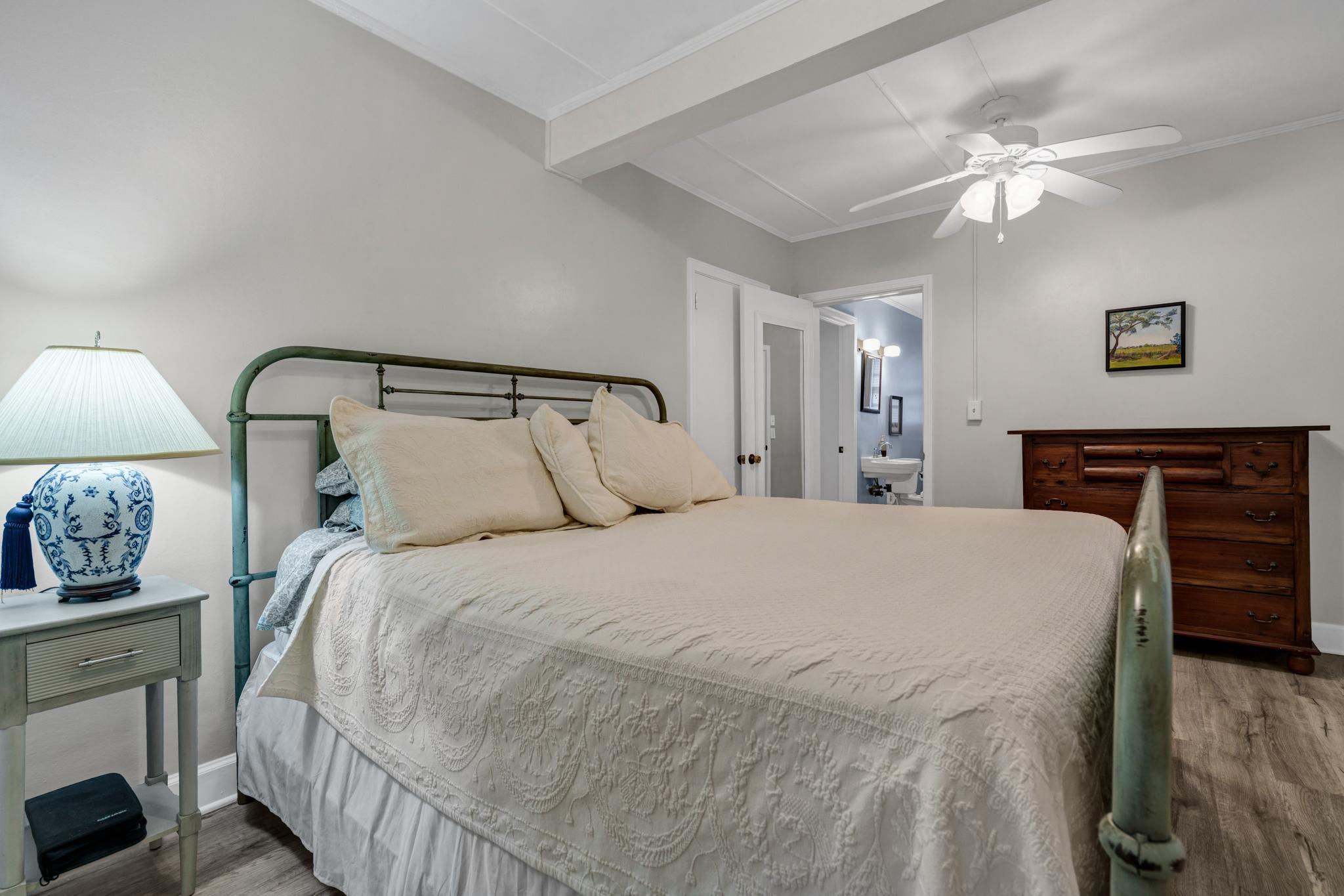 3403 Palmetto Boulevard