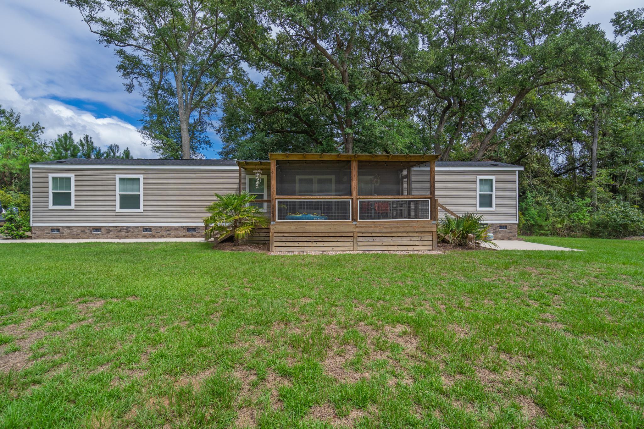 8775 Peters Point Road