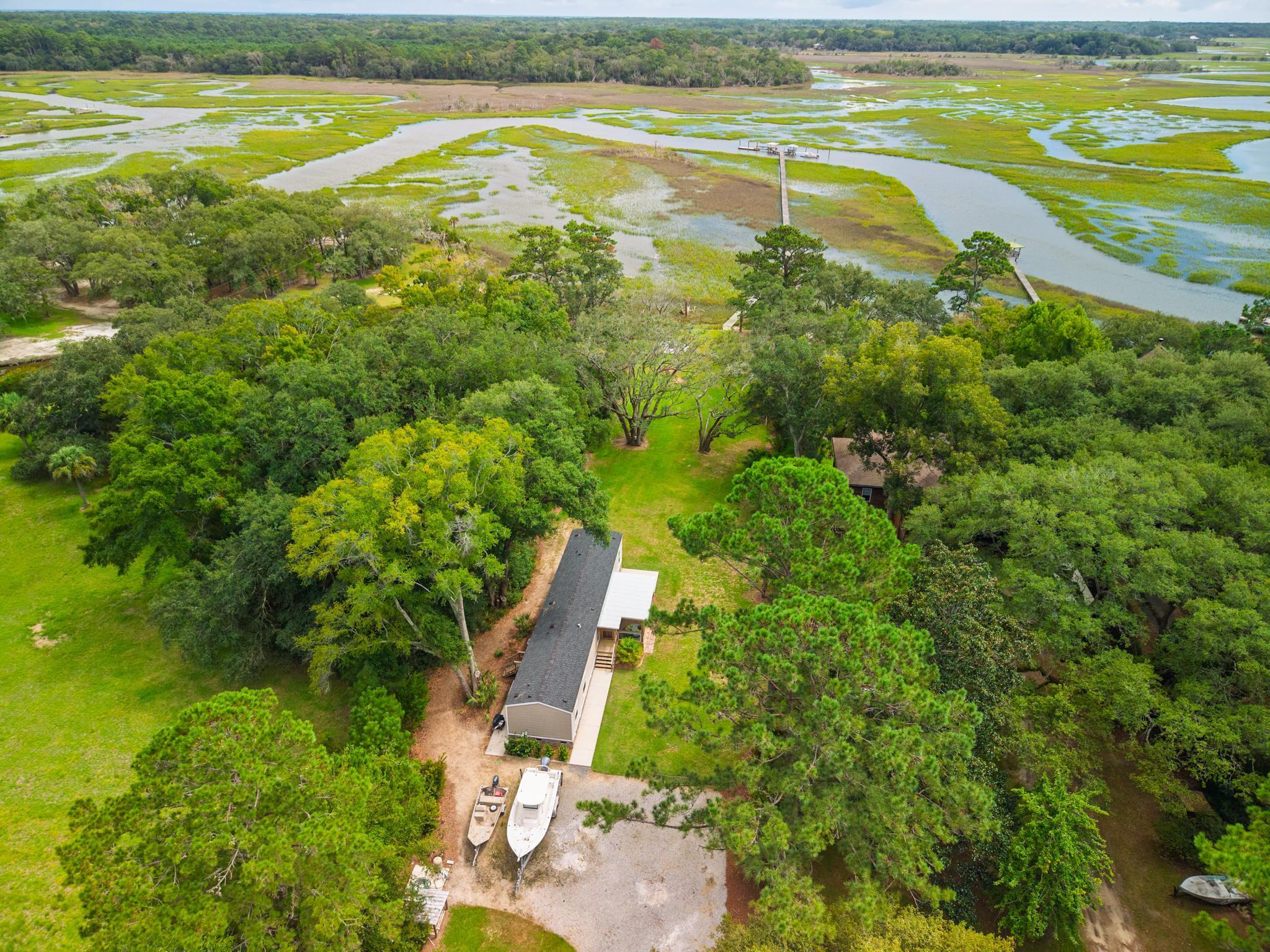 8775 Peters Point Road