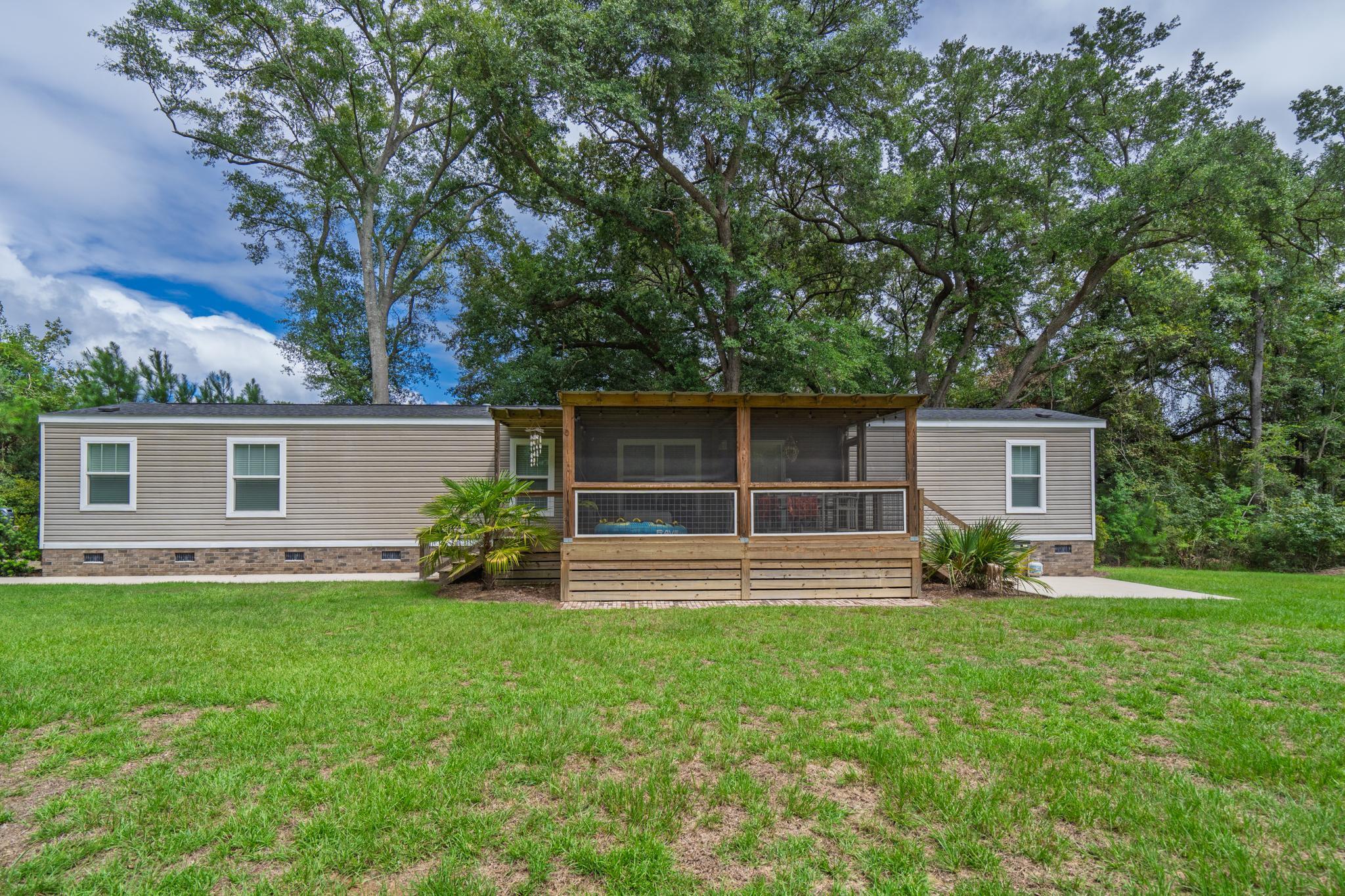 8775 Peters Point Road