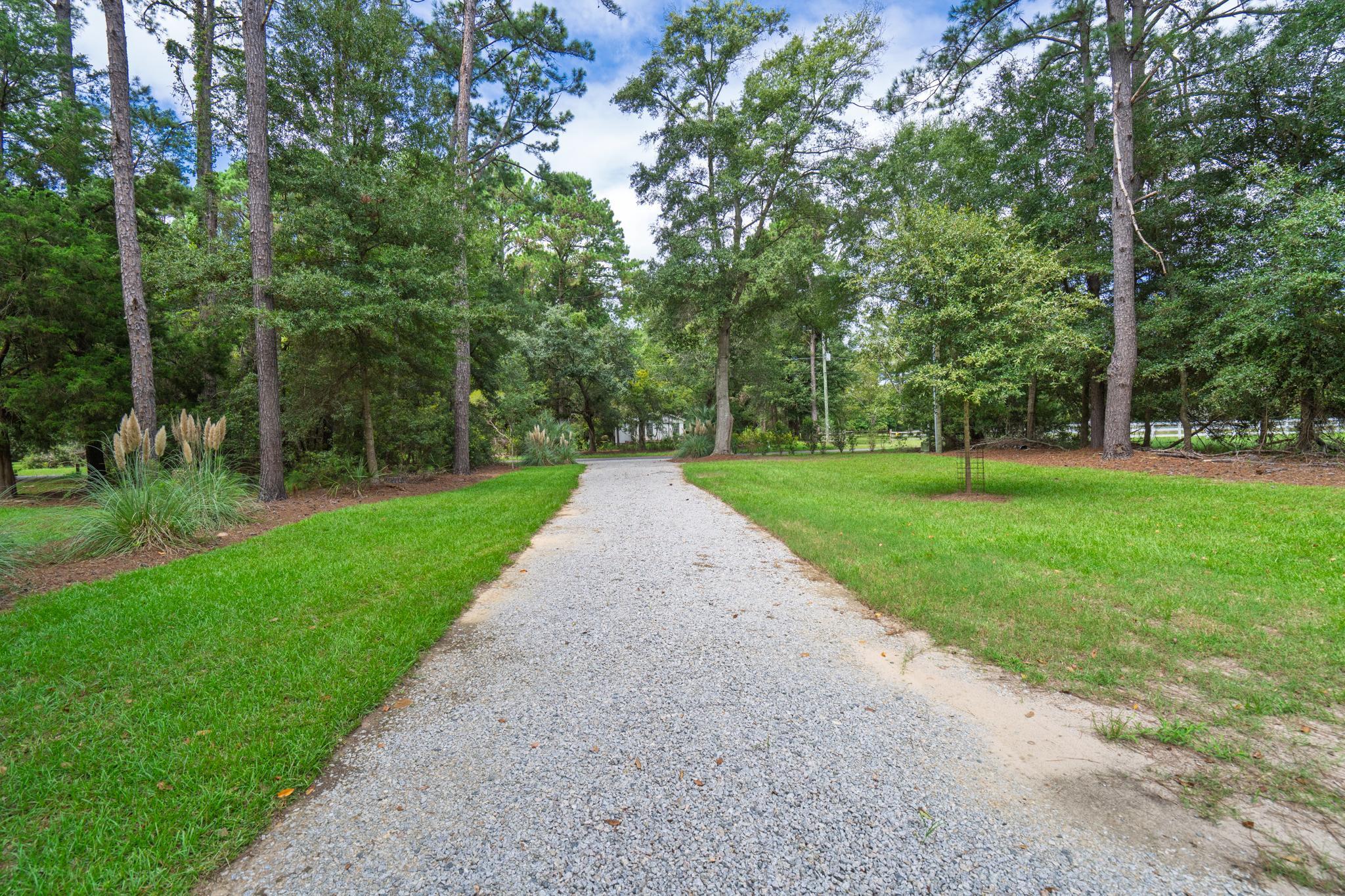 8775 Peters Point Road