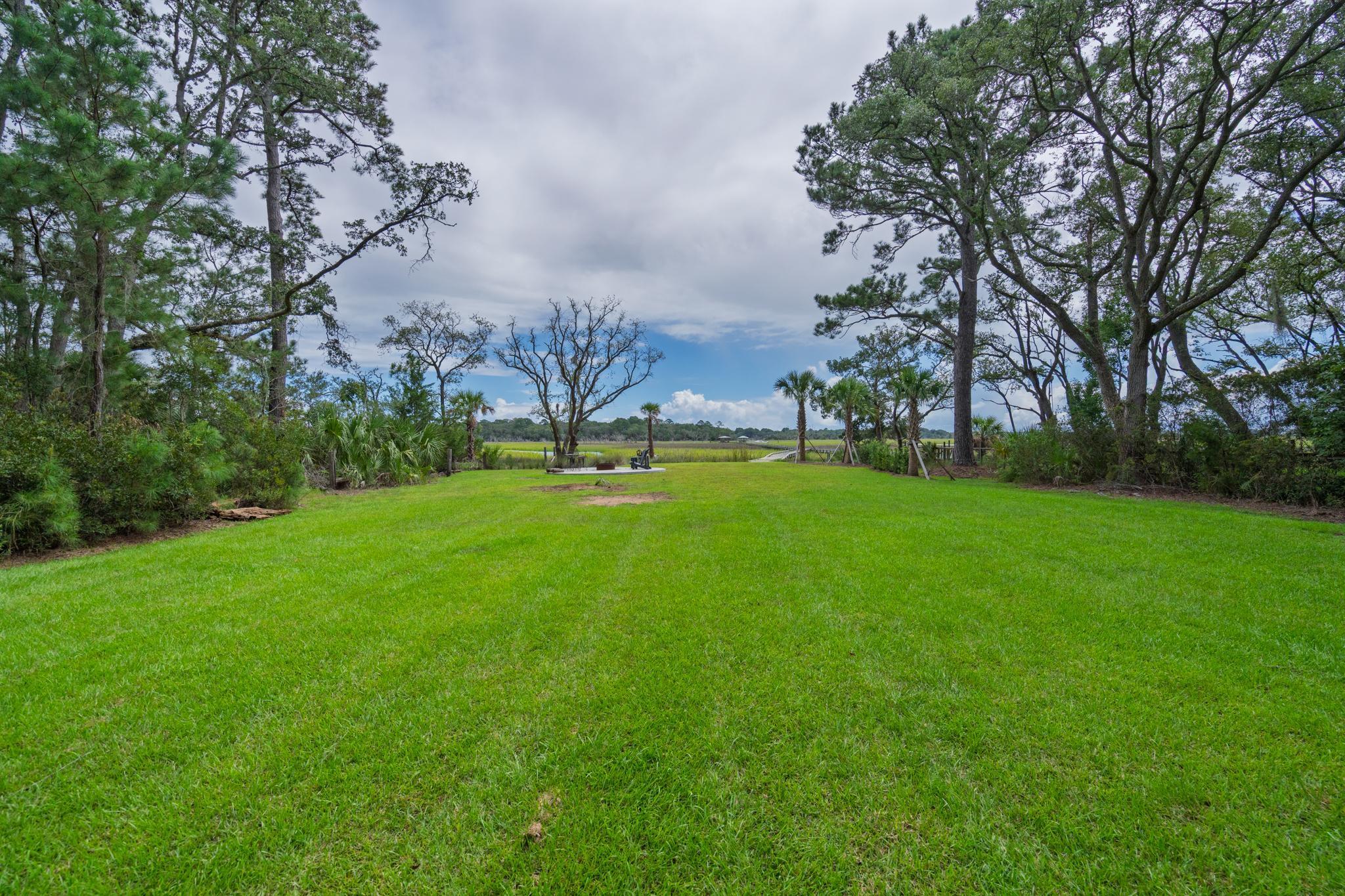 8775 Peters Point Road