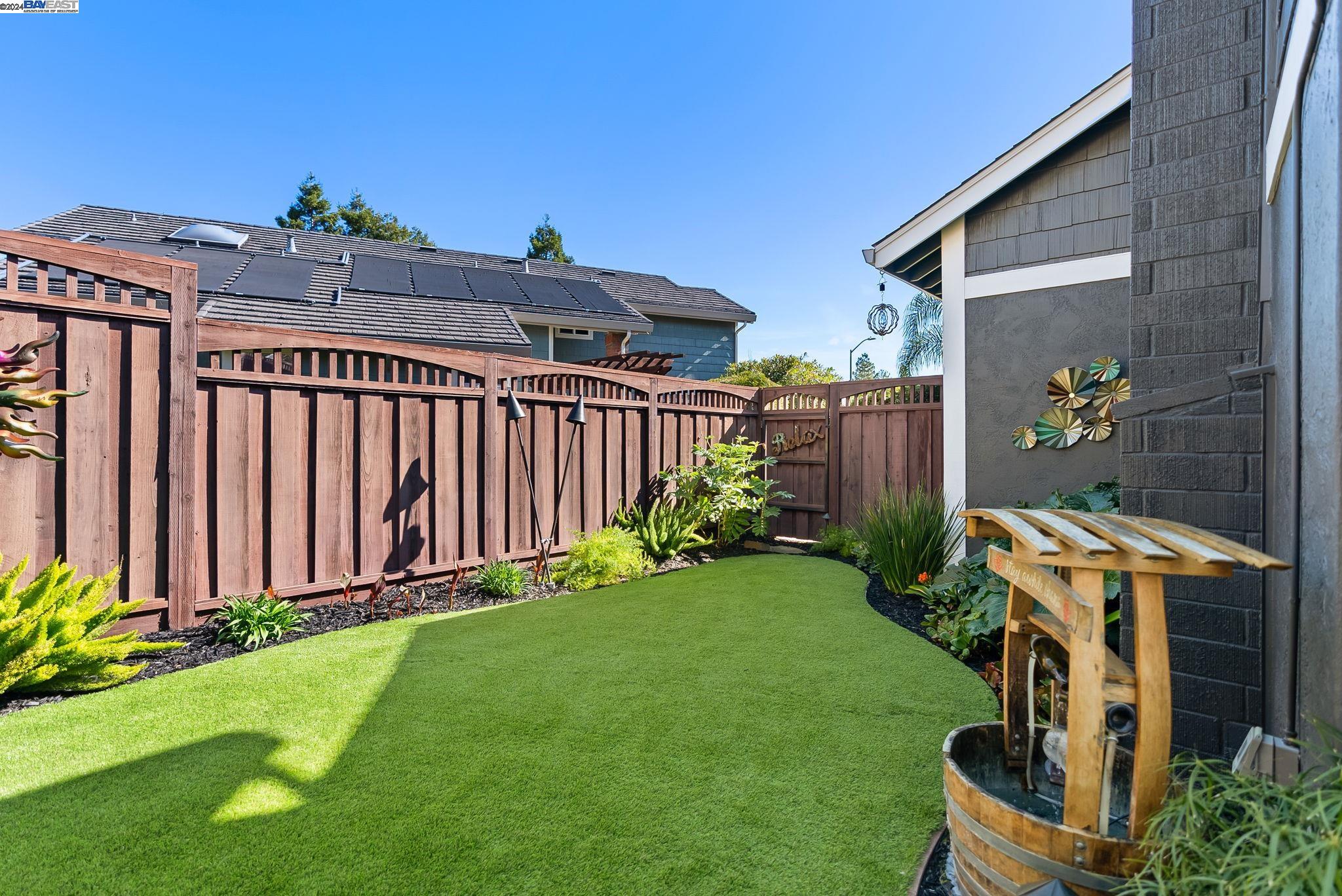 7790 Squirrel Creek Cir