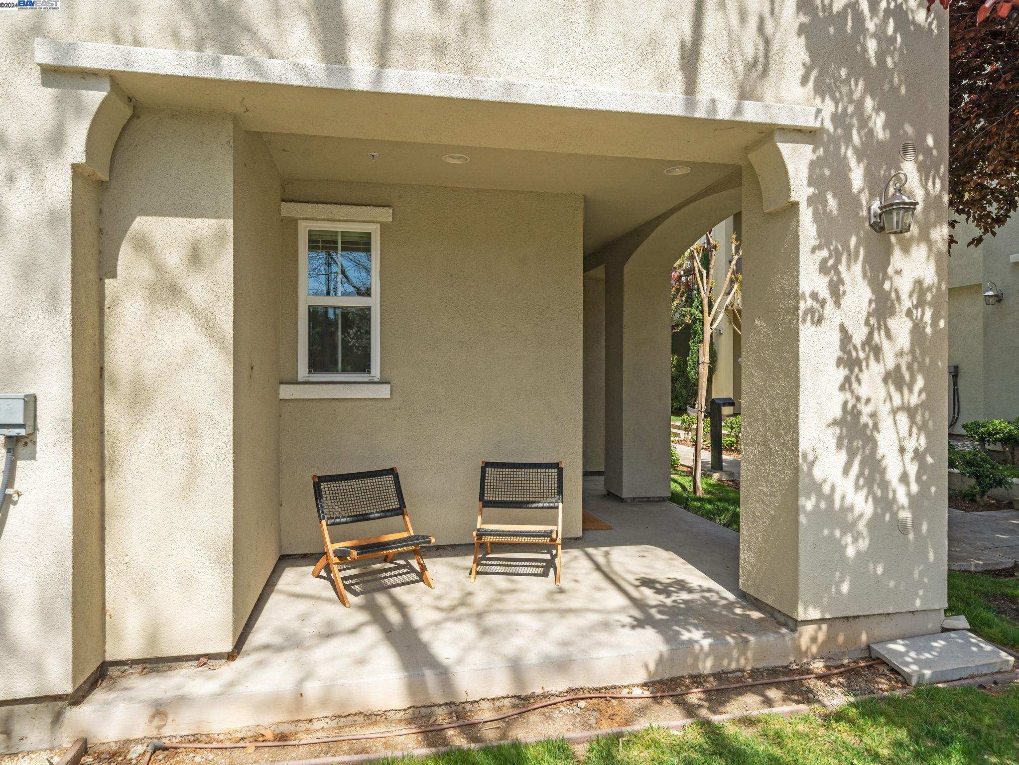 2559 Riparian Ct