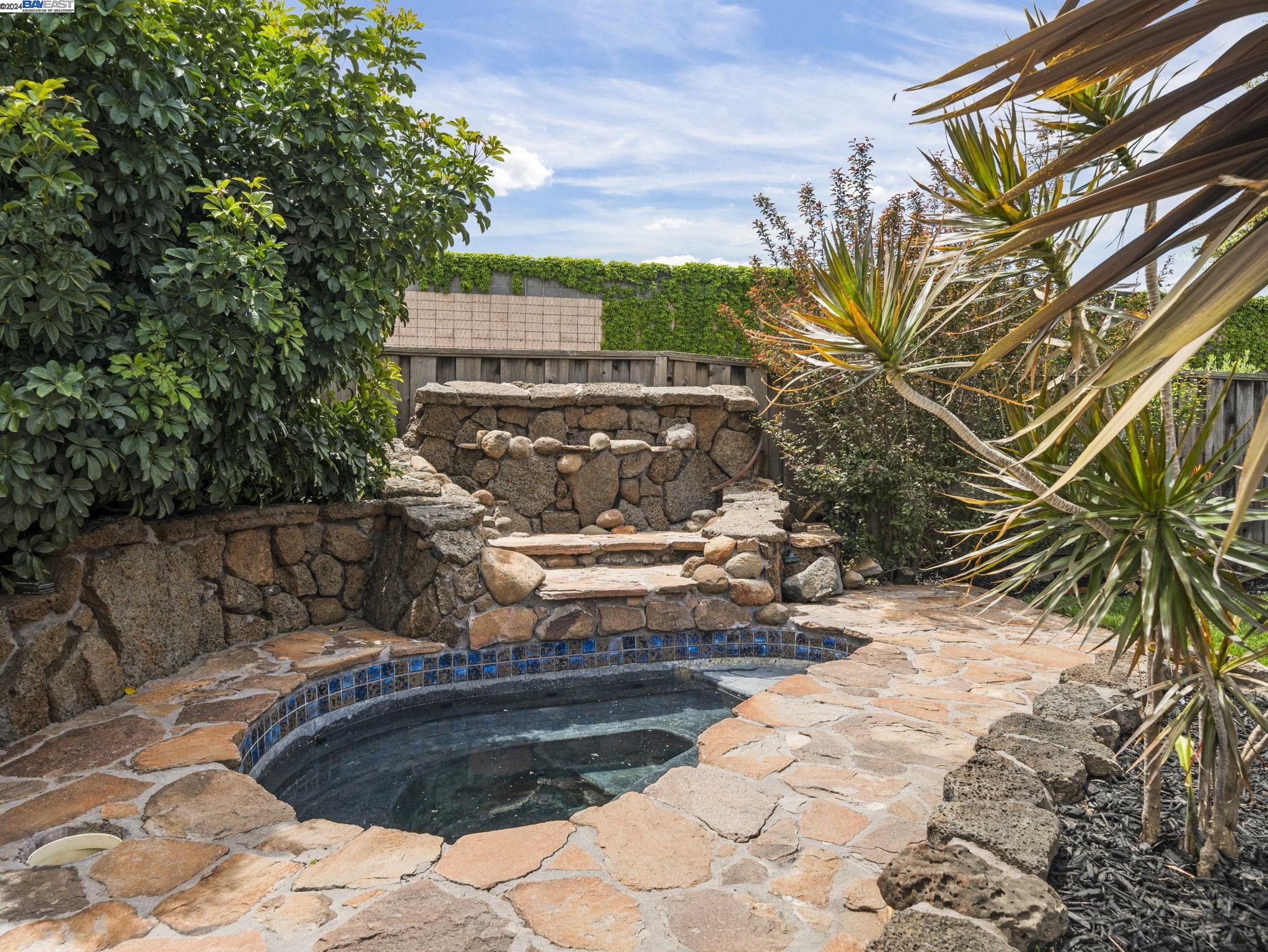 38449 Granville Dr