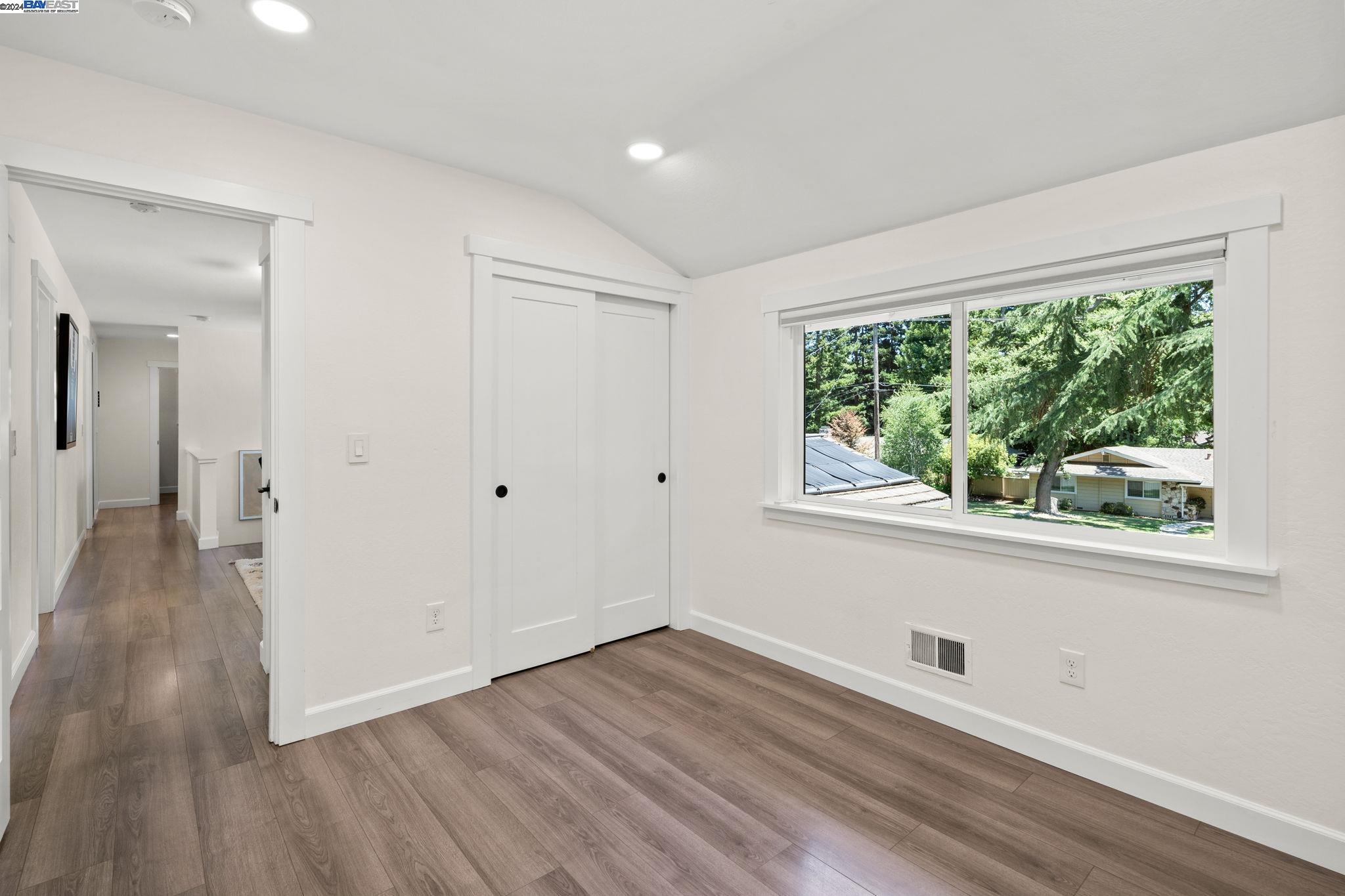 1065 Ocho Rios Dr