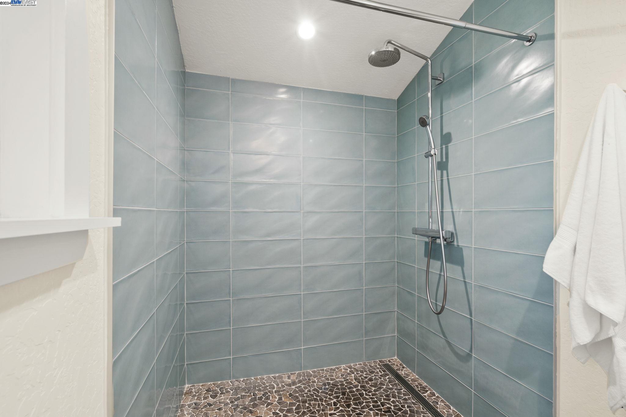 1065 Ocho Rios Dr