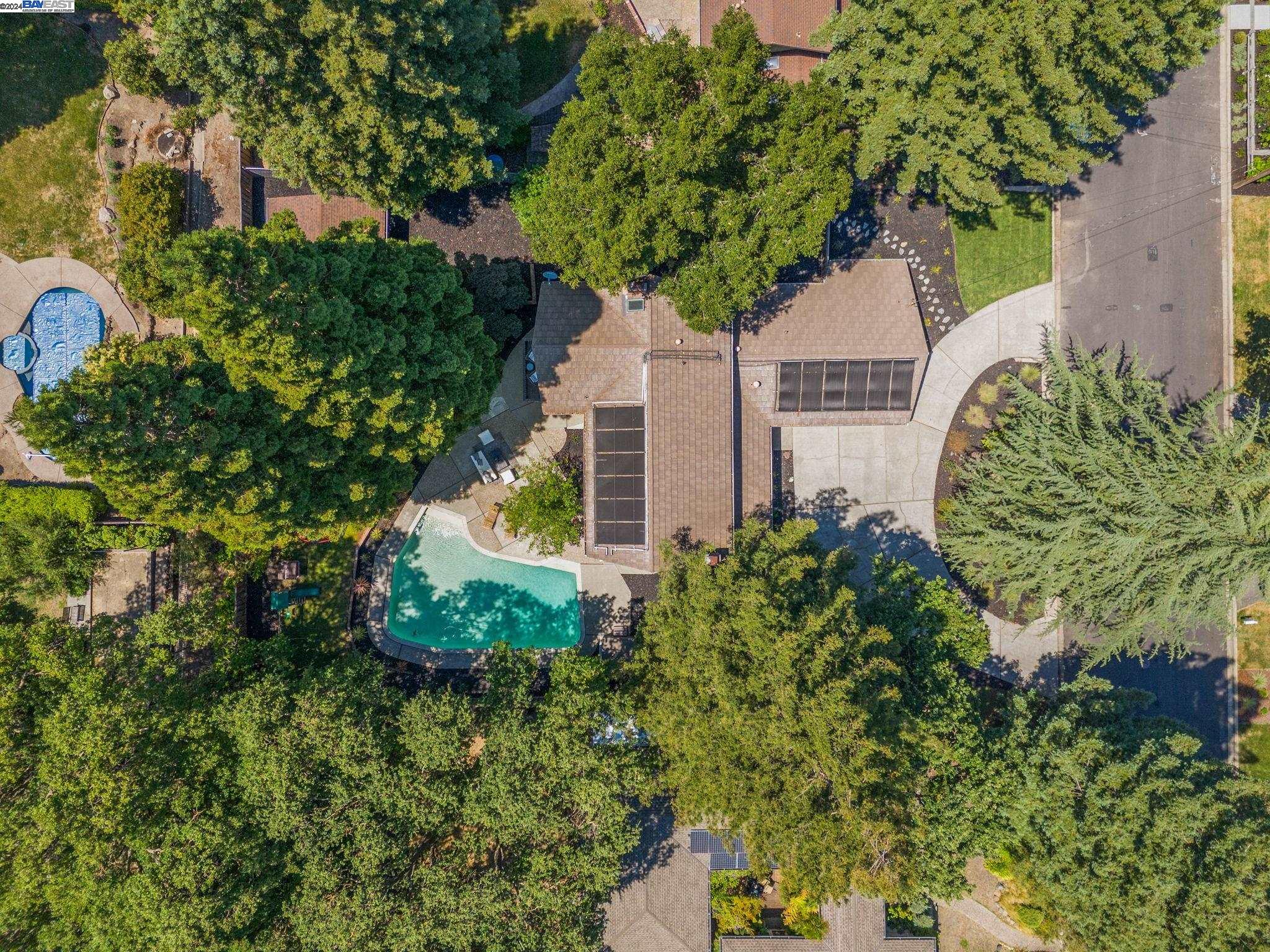 1065 Ocho Rios Dr