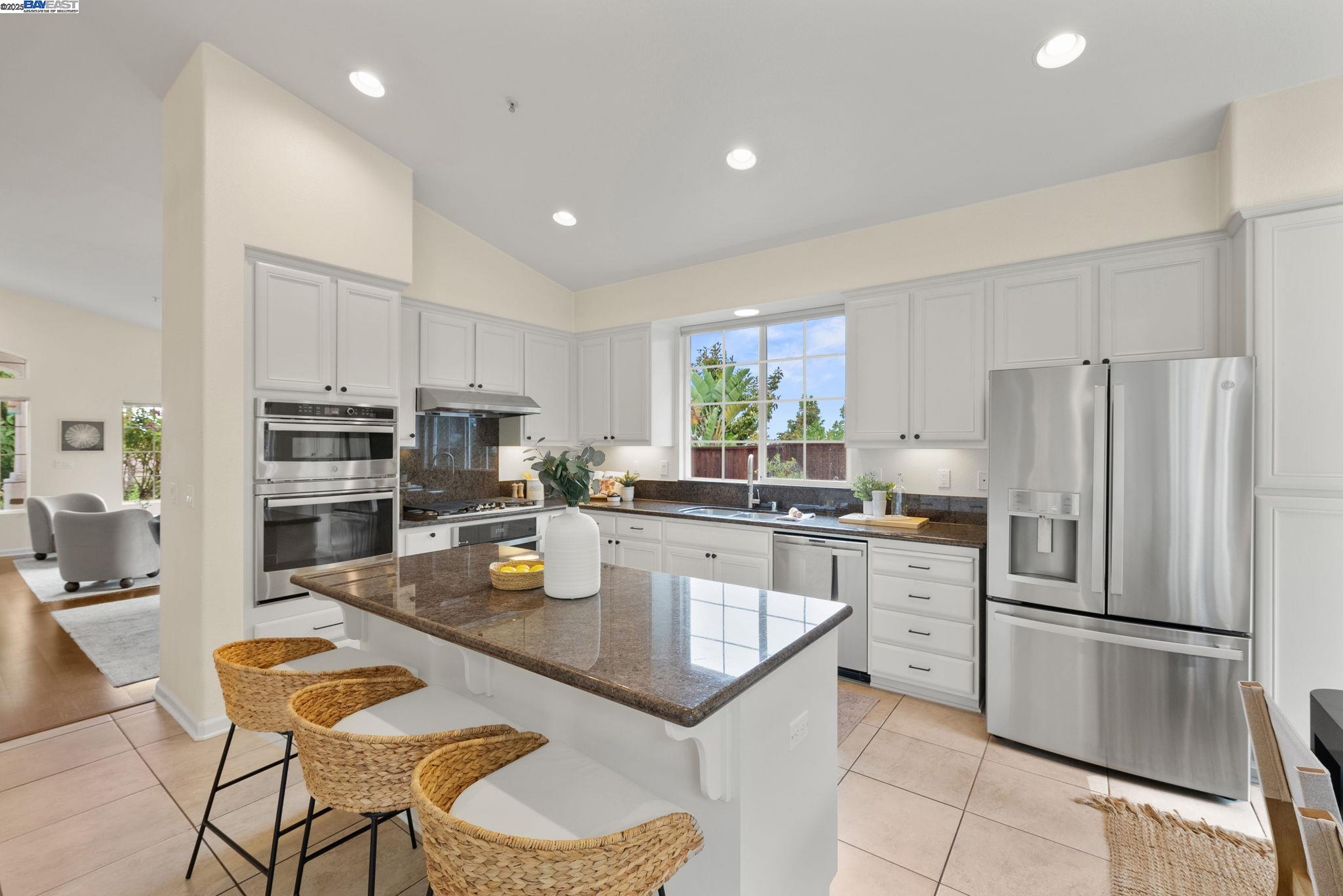 1000 Silver Maple Lane