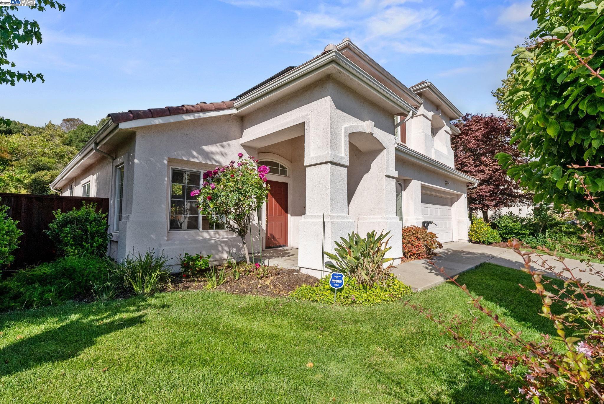 1000 Silver Maple Lane