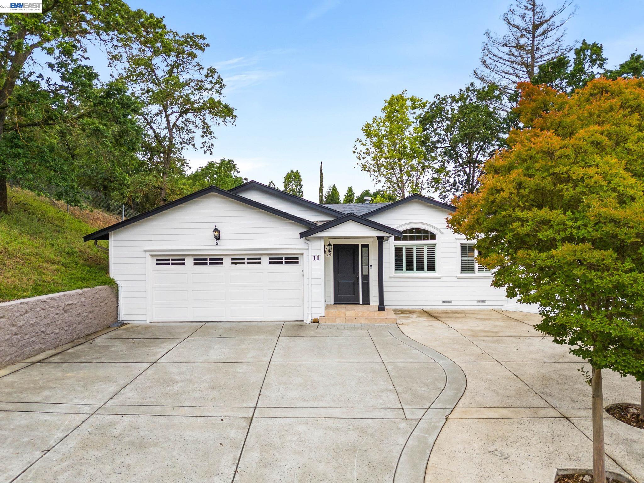 11 Rudgear Dr